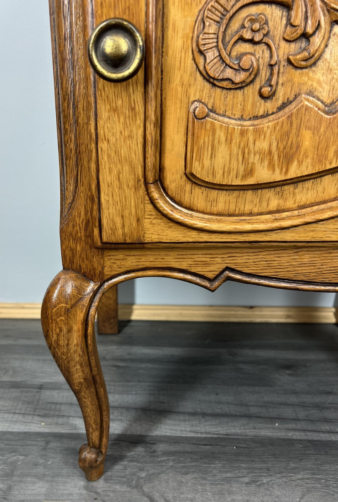 Vintage French Bedside Tables Nightstands Louis XV Style Side Cabinets LOT 39075