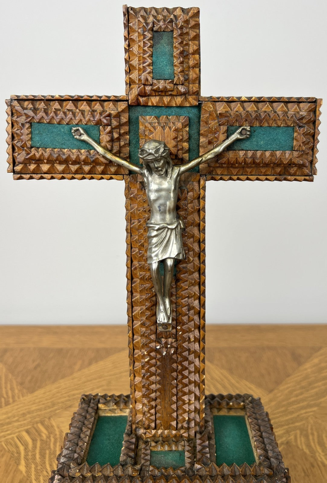 Crucifix Vintage French Style Walnut Religious Cross Metal Figurine LOT 60513