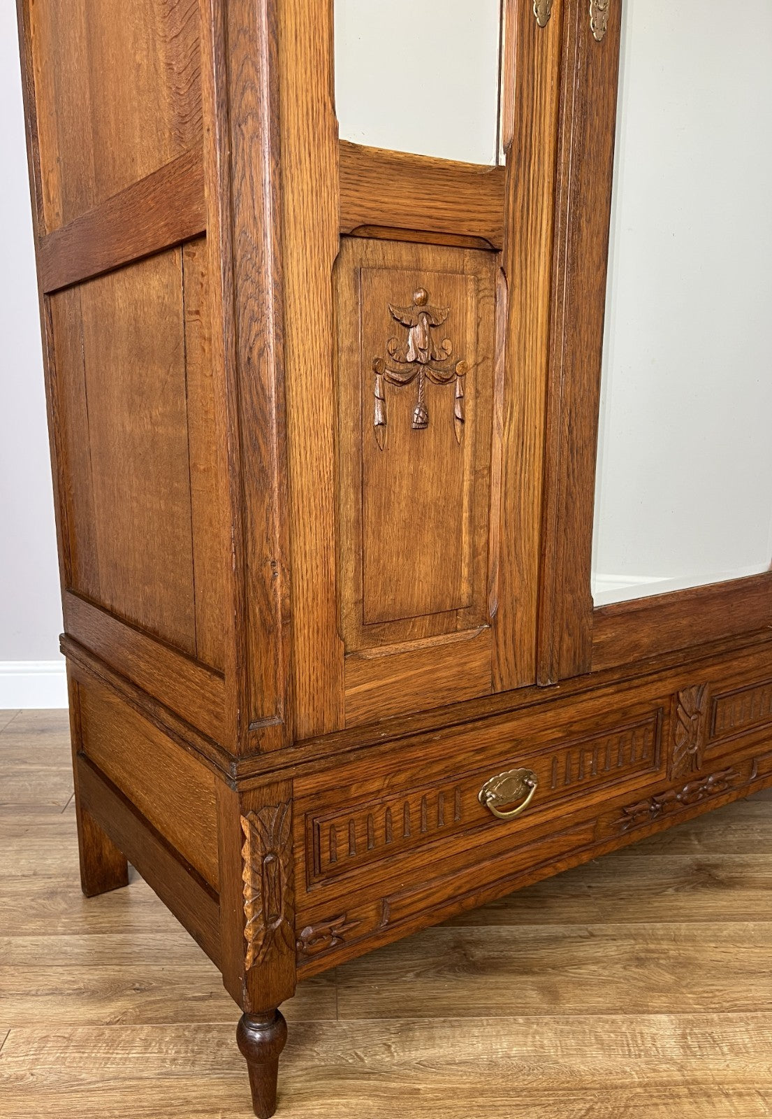 Wardrobe Antique French Oak Two Door Mirrored Carved Armoire Cabinet LOT 60975