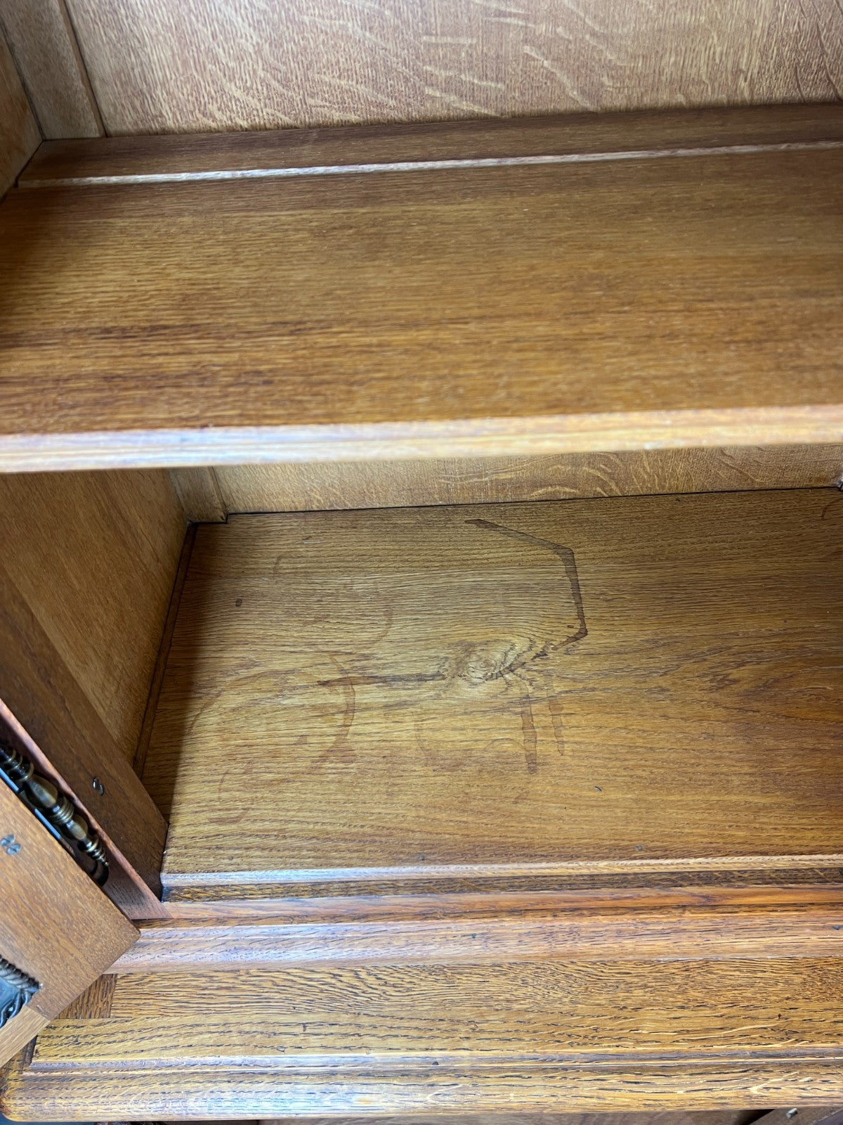 Bookcase Vintage French Louis XIV Style Oak Display Cabinet Sideboard LOT 448114