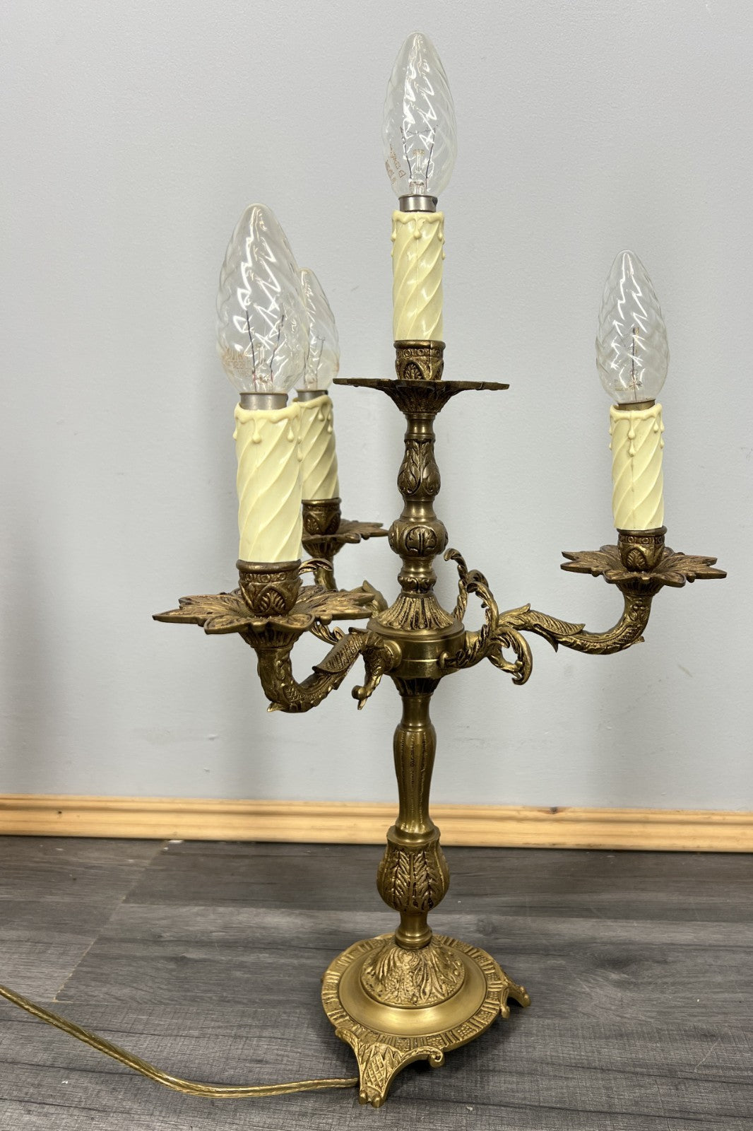 Lamp Vintage French Brass 3 Arm Candelabra Light Ornate Rococo Design LOT 44511
