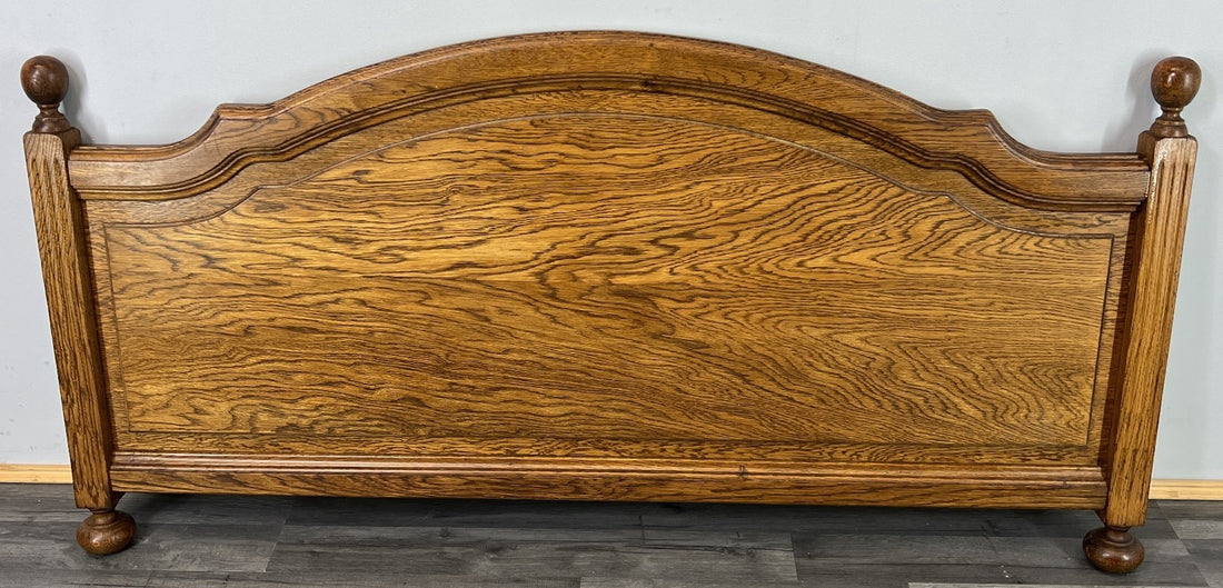 Footboard Vintage French Style Carved Double Bed Footboard LOT 47800