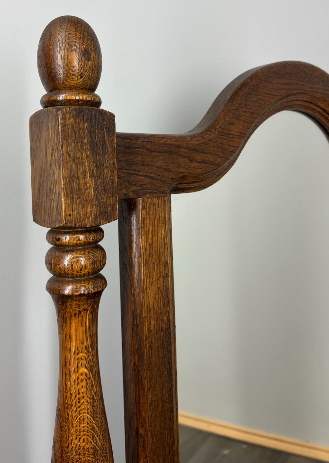 Mirror Vintage French Solid Oak Wall Mirror Turned Spindle Frame LOT 36381