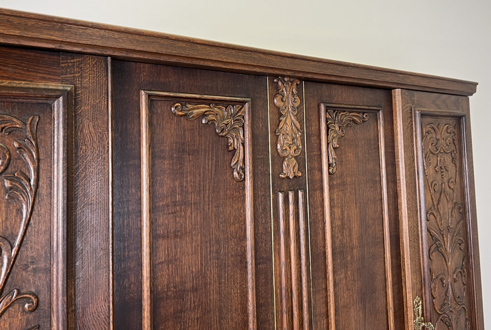 Wardrobe Vintage French Style Four Door Carved Armoire Cabinet LOT 61452
