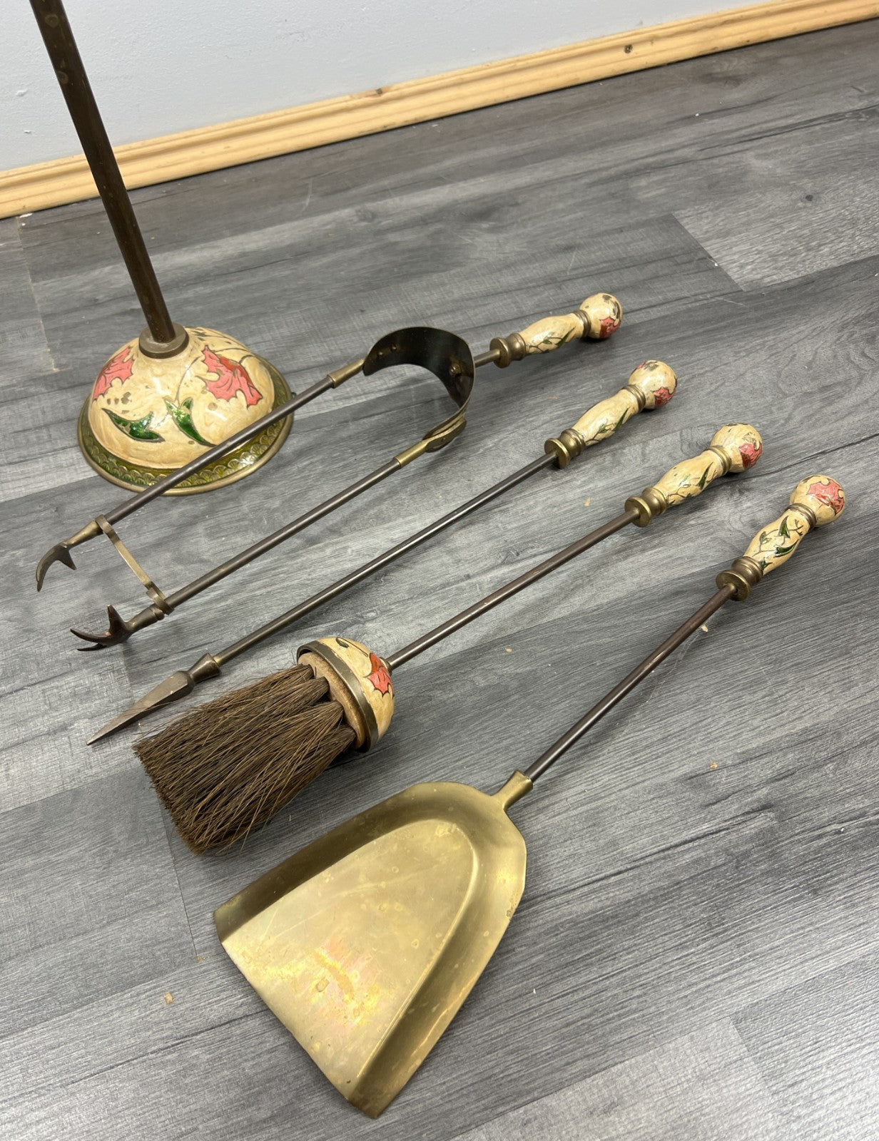 Fireplace Set Vintage French Hand Painted 5-Piece Brass Tool Stand LOT 441621