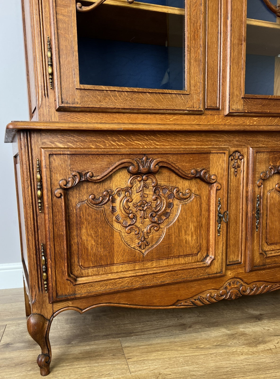 Bookcase Vintage French Louis Oak Glazed Display Cabinet Sideboard LOT 6546