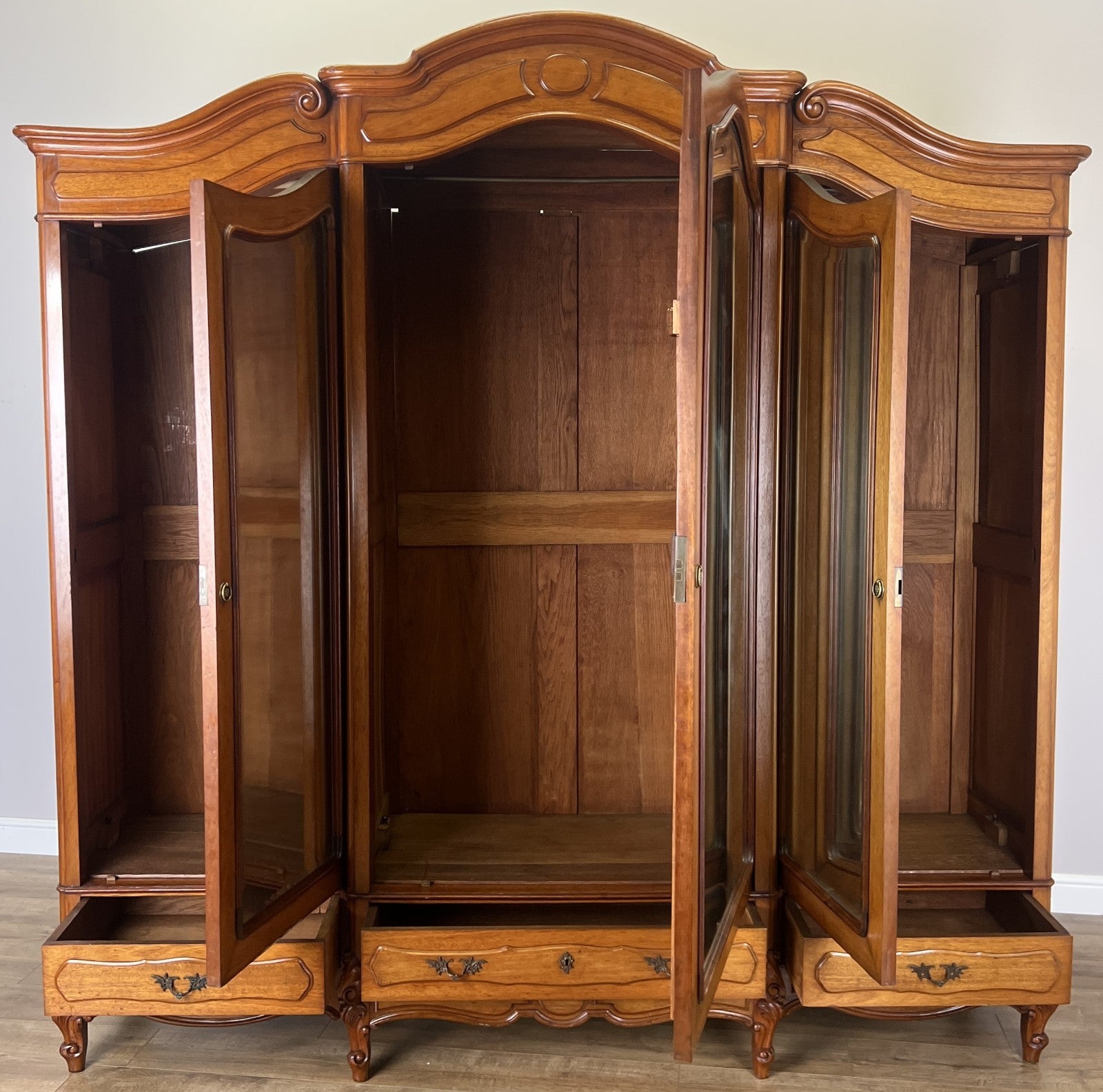 Wardrobe Antique French Mahogany Three Door Mirrored Carved Armoire LOT 612717