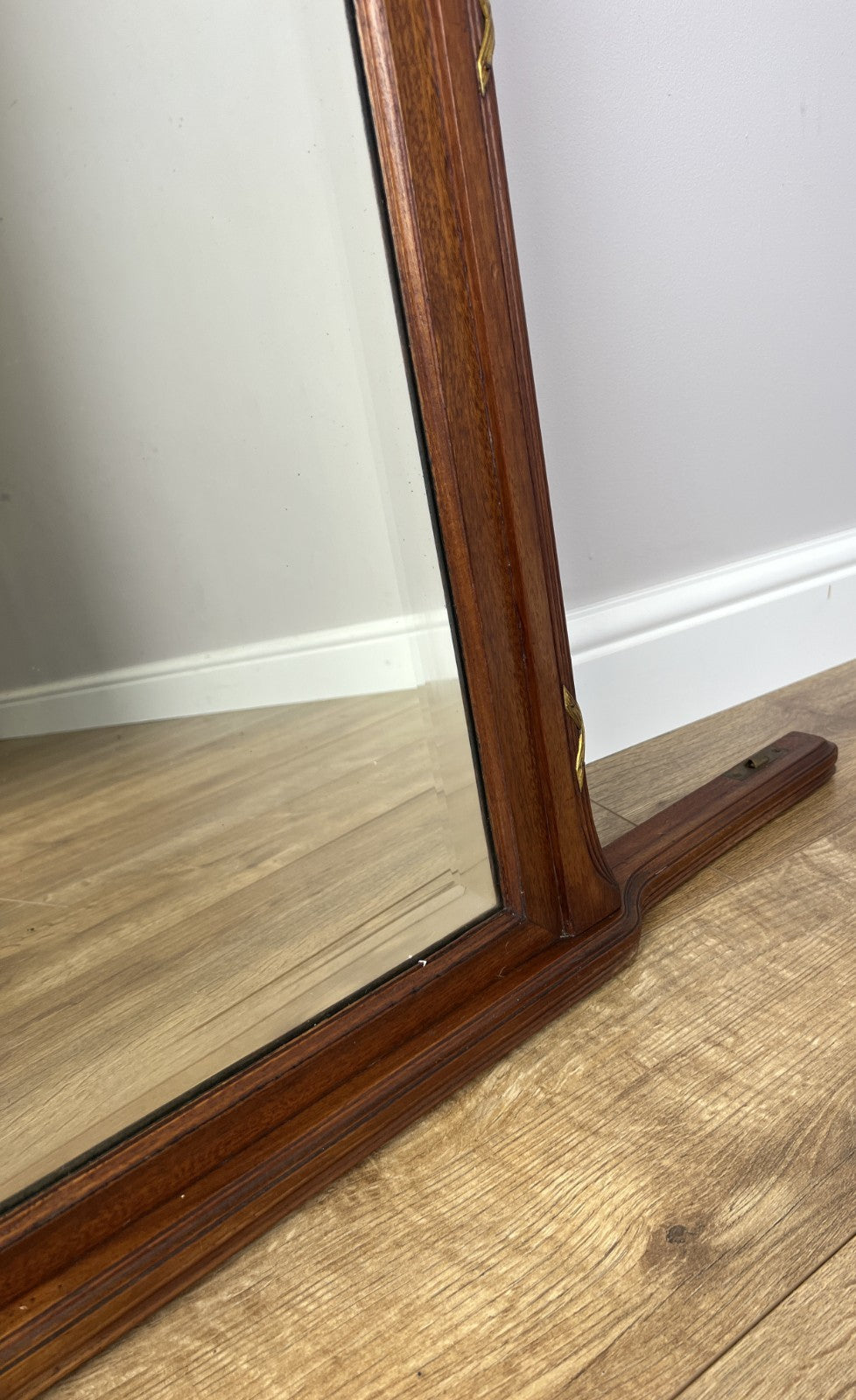 Mirror Antique French Walnut Wall Mirror Carved Decorative Frame LOT 61387