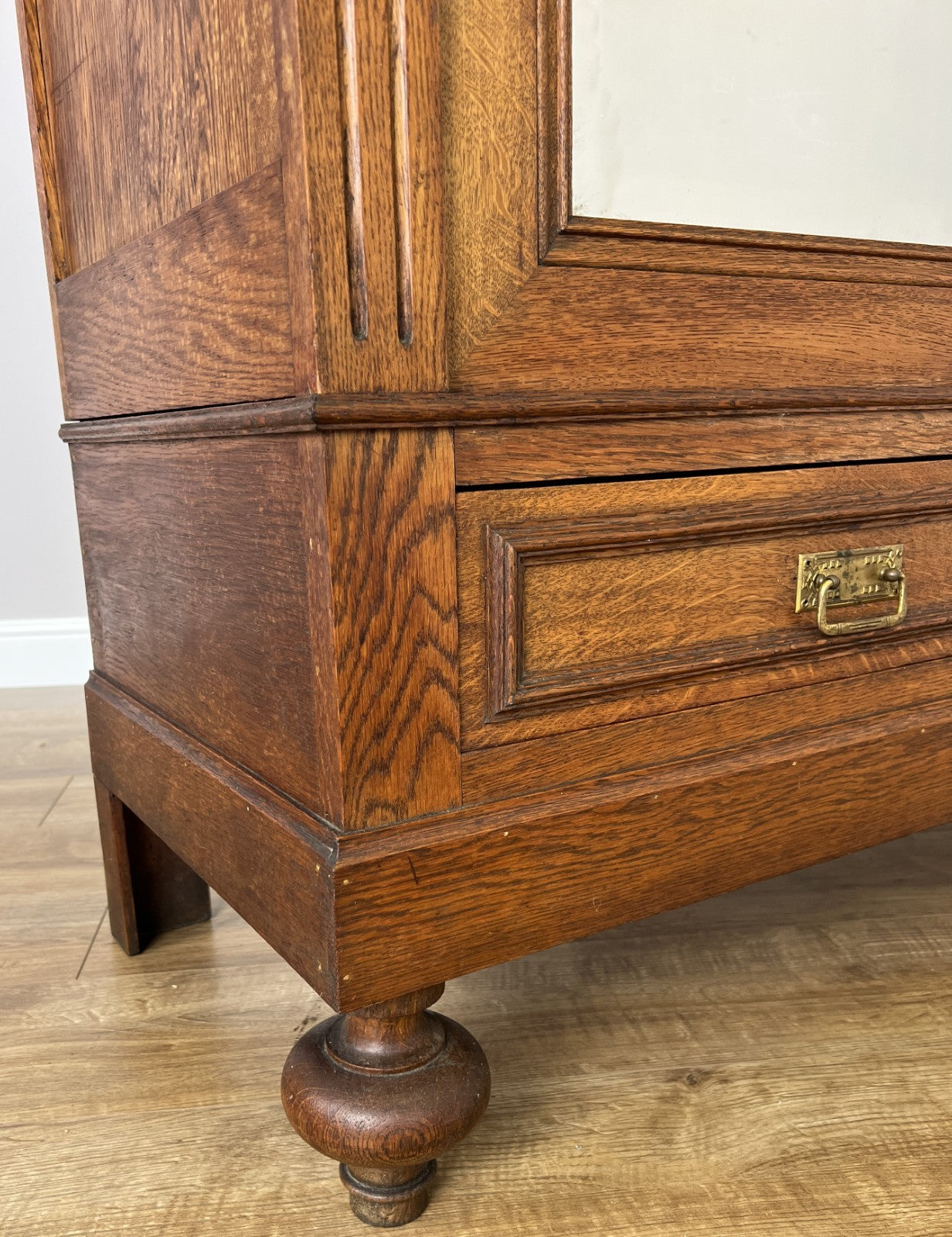 Wardrobe Antique French Style Oak Two Door Carved Mirrored Armoire LOT 616212