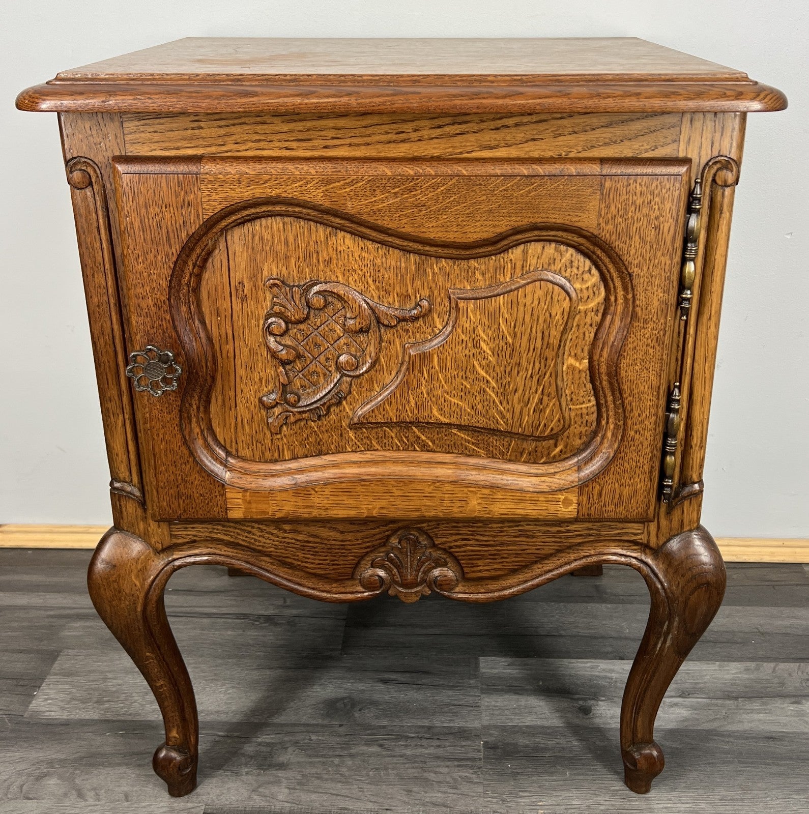 Pair of Bedside Tables Vintage French Louis  XVI Oak Carved Cabinets LOT 44404