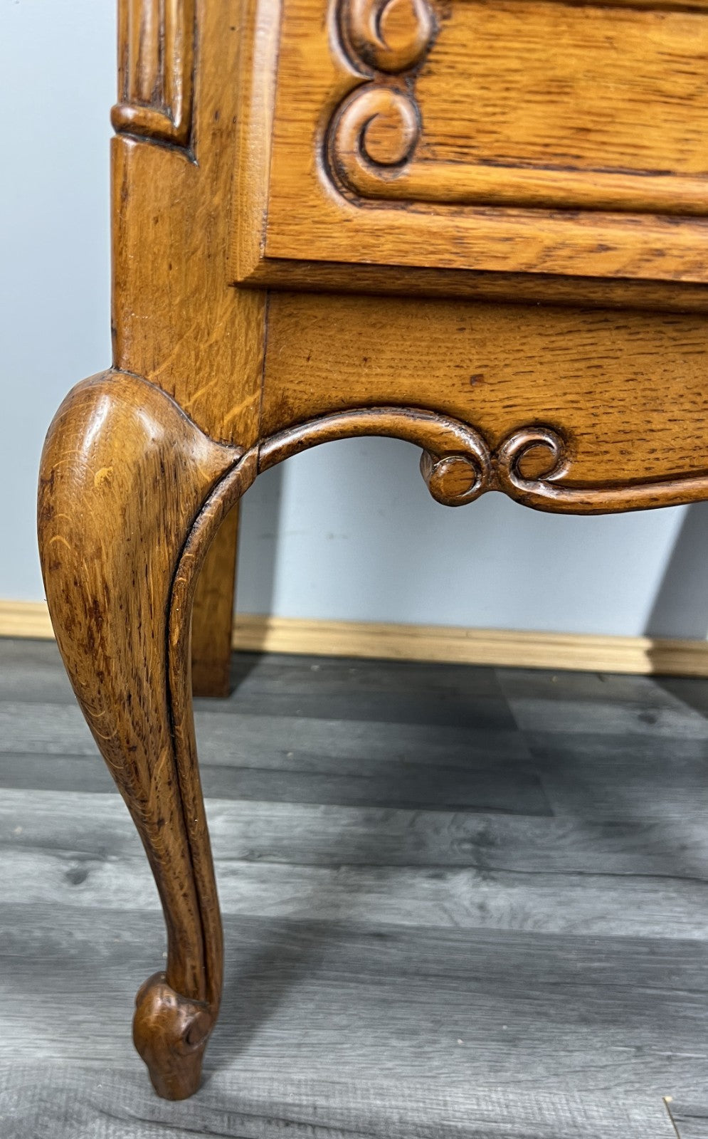 Bedside Table Vintage French Louis XVI Carved Oak Nightstand Cabinet LOT 45313