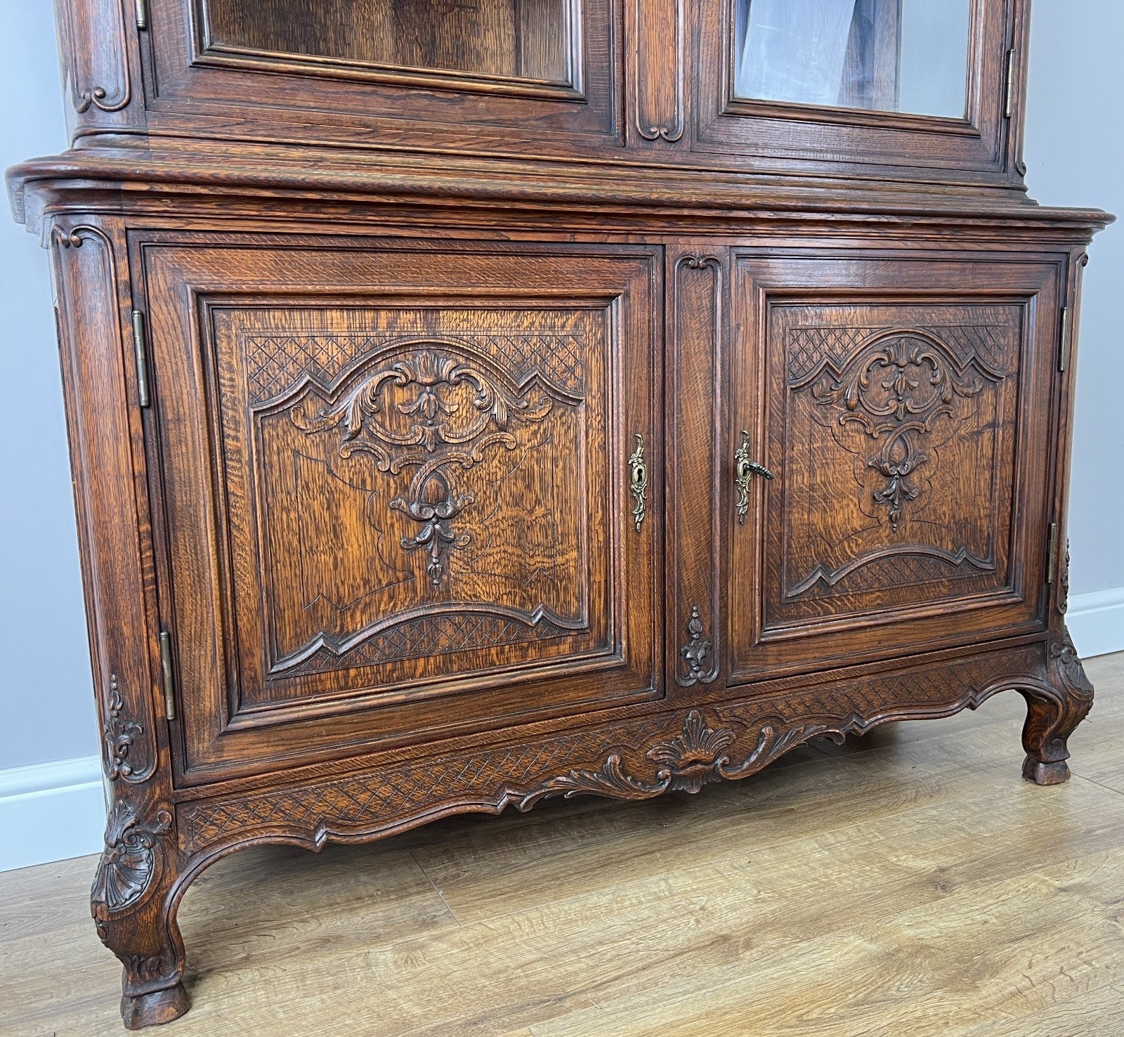 Bookcase Antique French Louis XVI Oak Display Cabinet Carved Sideboard LOT 61497