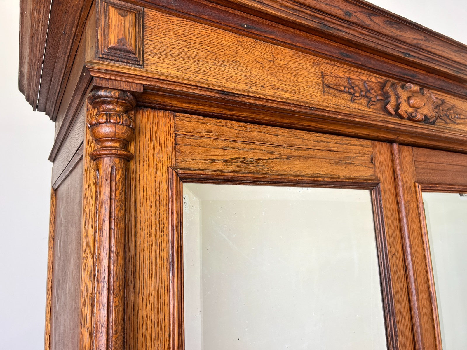 Wardrobe Antique French Oak Two Door Mirrored Carved Armoire Cabinet LOT 61207
