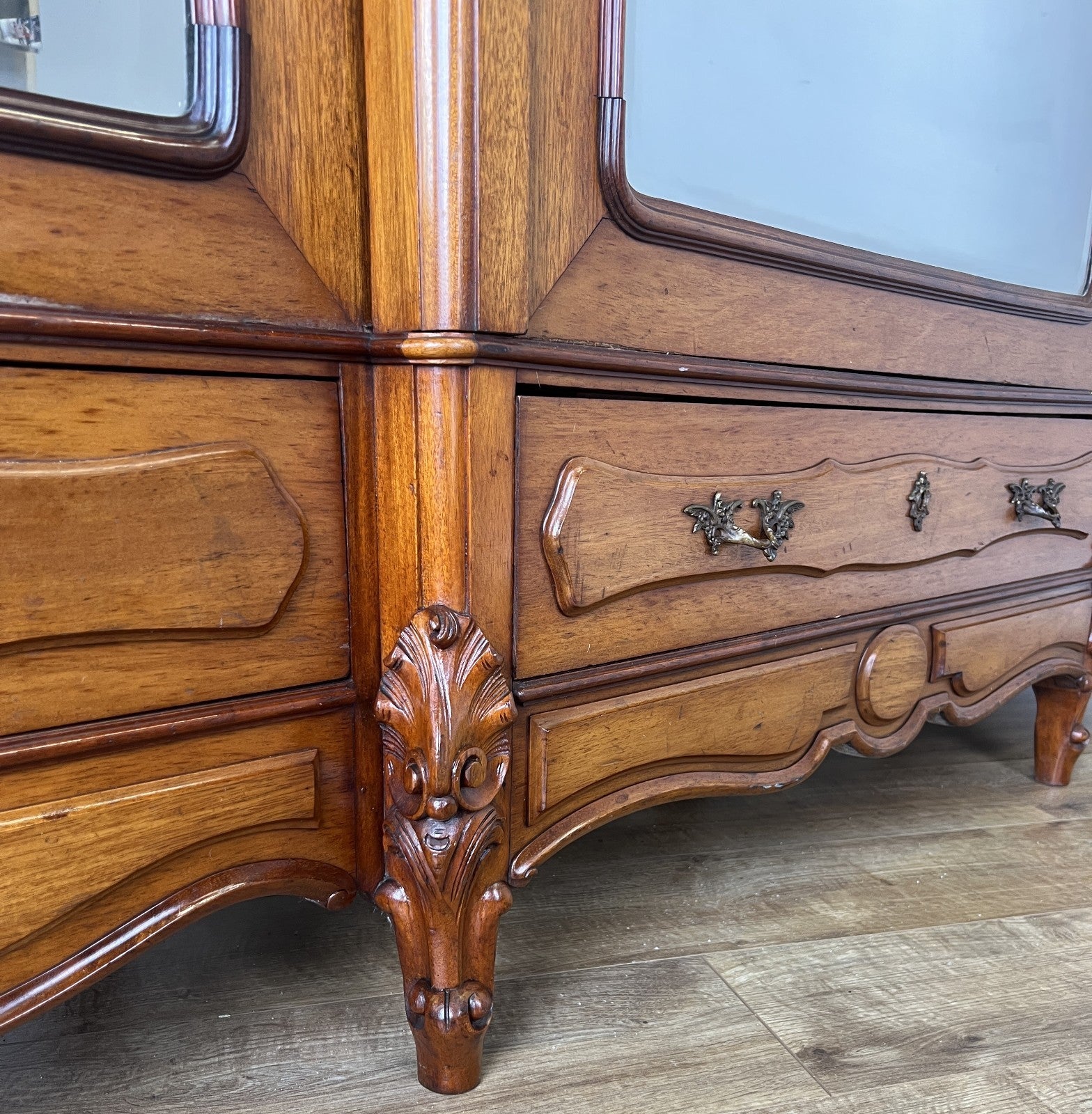 Wardrobe Antique French Mahogany Three Door Mirrored Carved Armoire LOT 61279