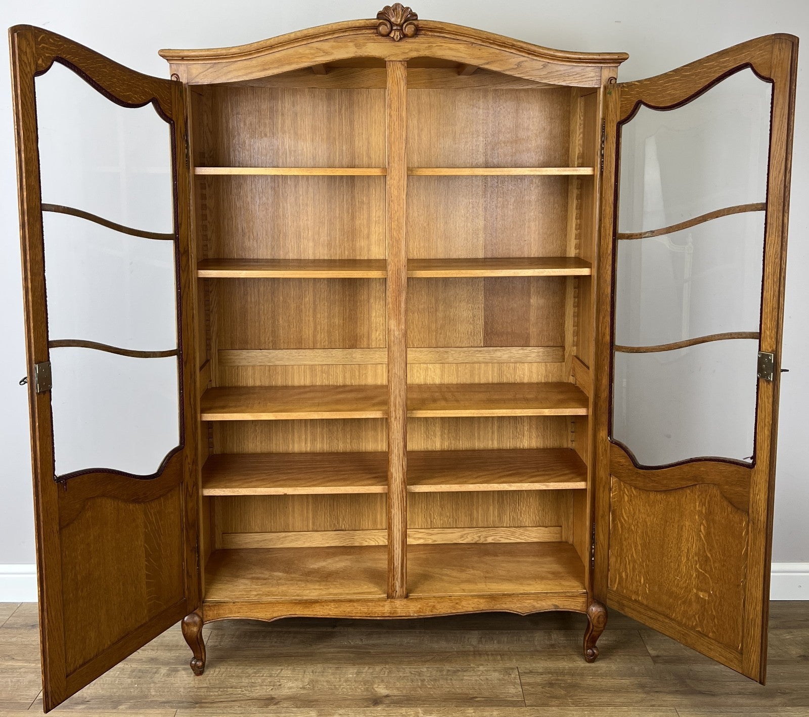 Bookcase Vintage French Louis XVI Oak Display Cabinet Carved Sideboard LOT 634610