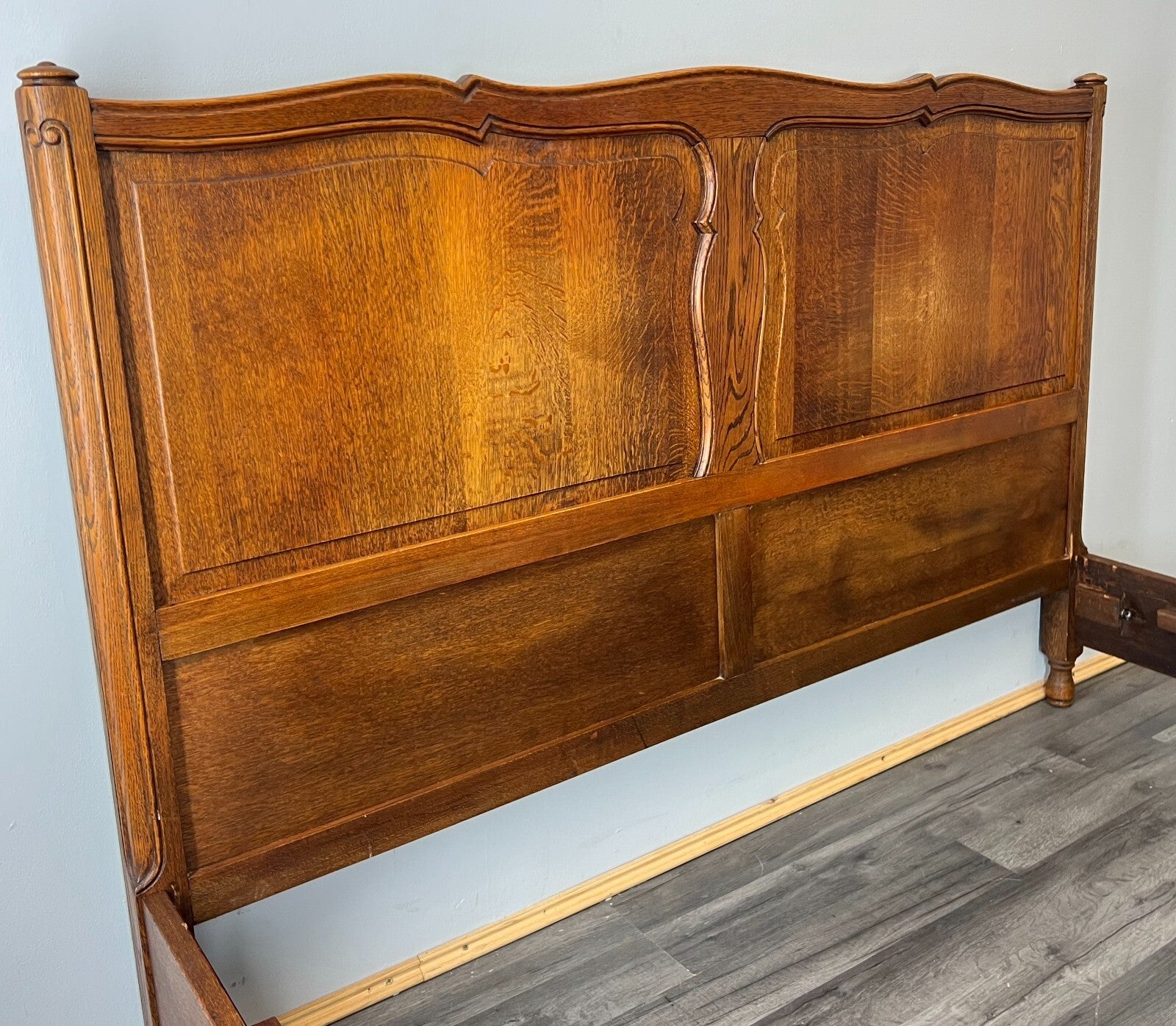 Bed Vintage French Louis XVI Oak Double Bed Frame Carved Headboard LOT 378810