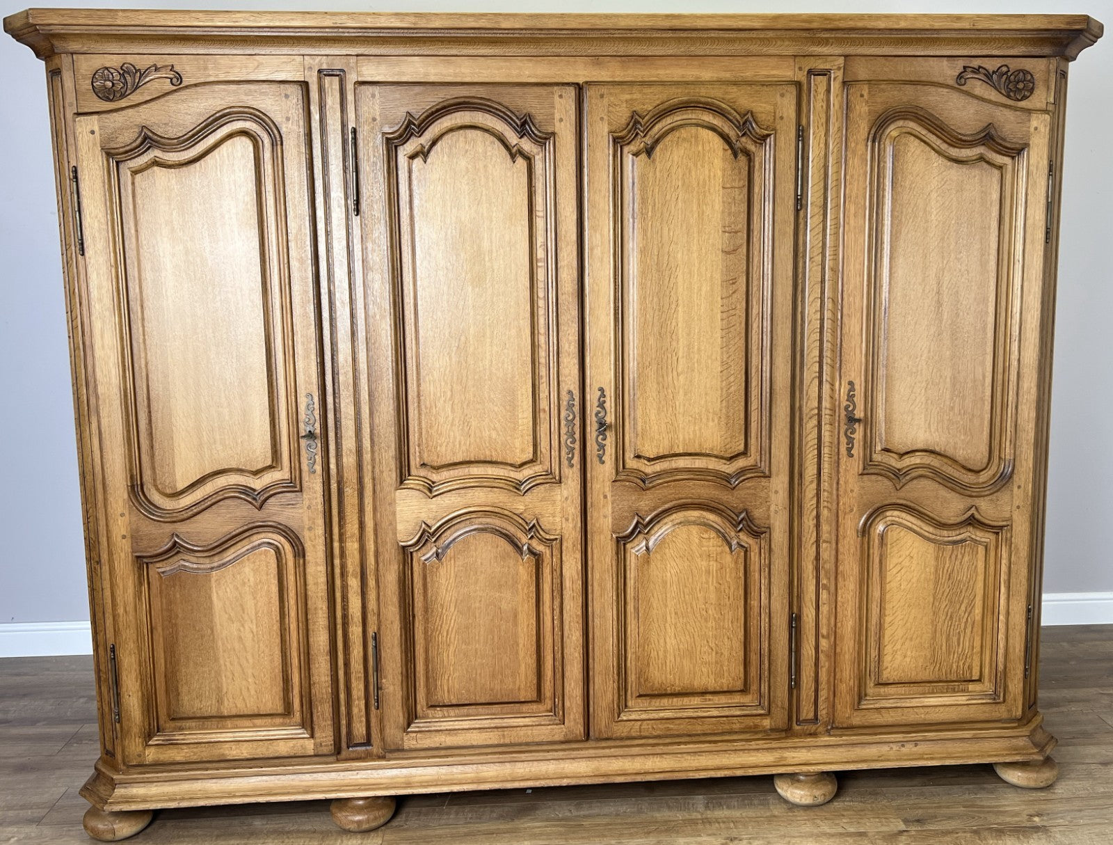 Wardrobe Vintage French Style Oak Four Door Carved Armoire Cabinet LOT 61162