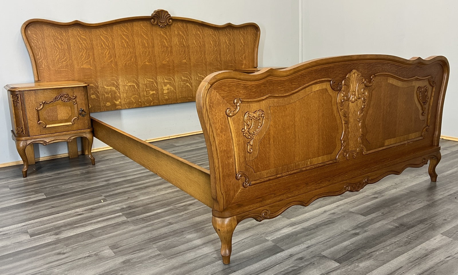 Bed Vintage French Louis Double Bed Frame Headboard with Bedside Tables LOT 47341