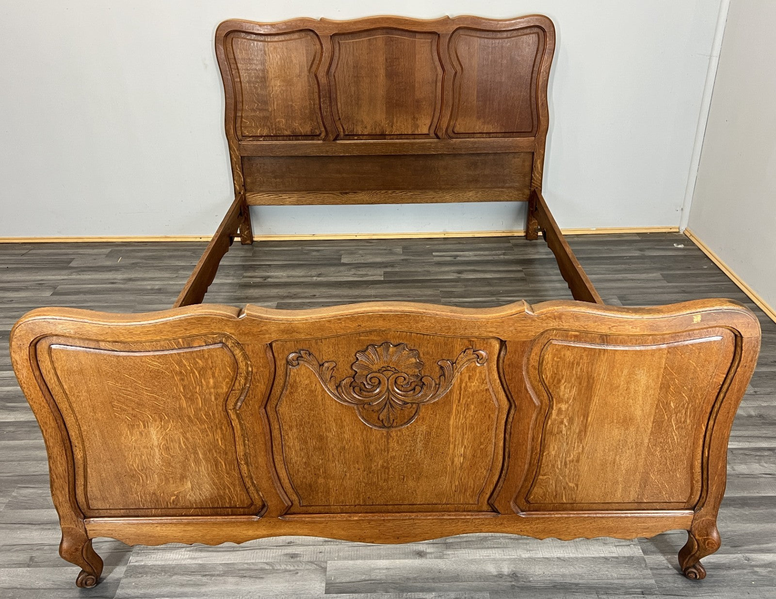 Bed Vintage French Louis XVI Double Bed Frame Oak Carved Headboard LOT 47040