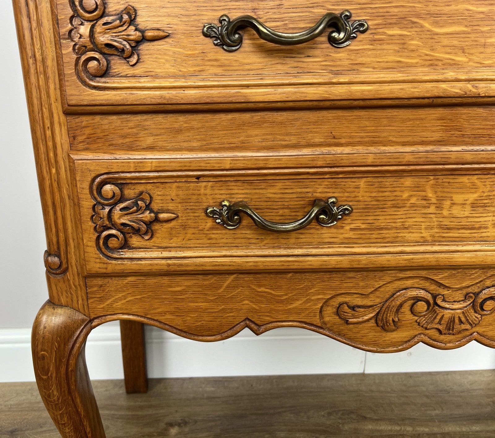 Chest of Drawers Vintage French Louis Oak 2 Drawers Carved Cabinet LOT 62326