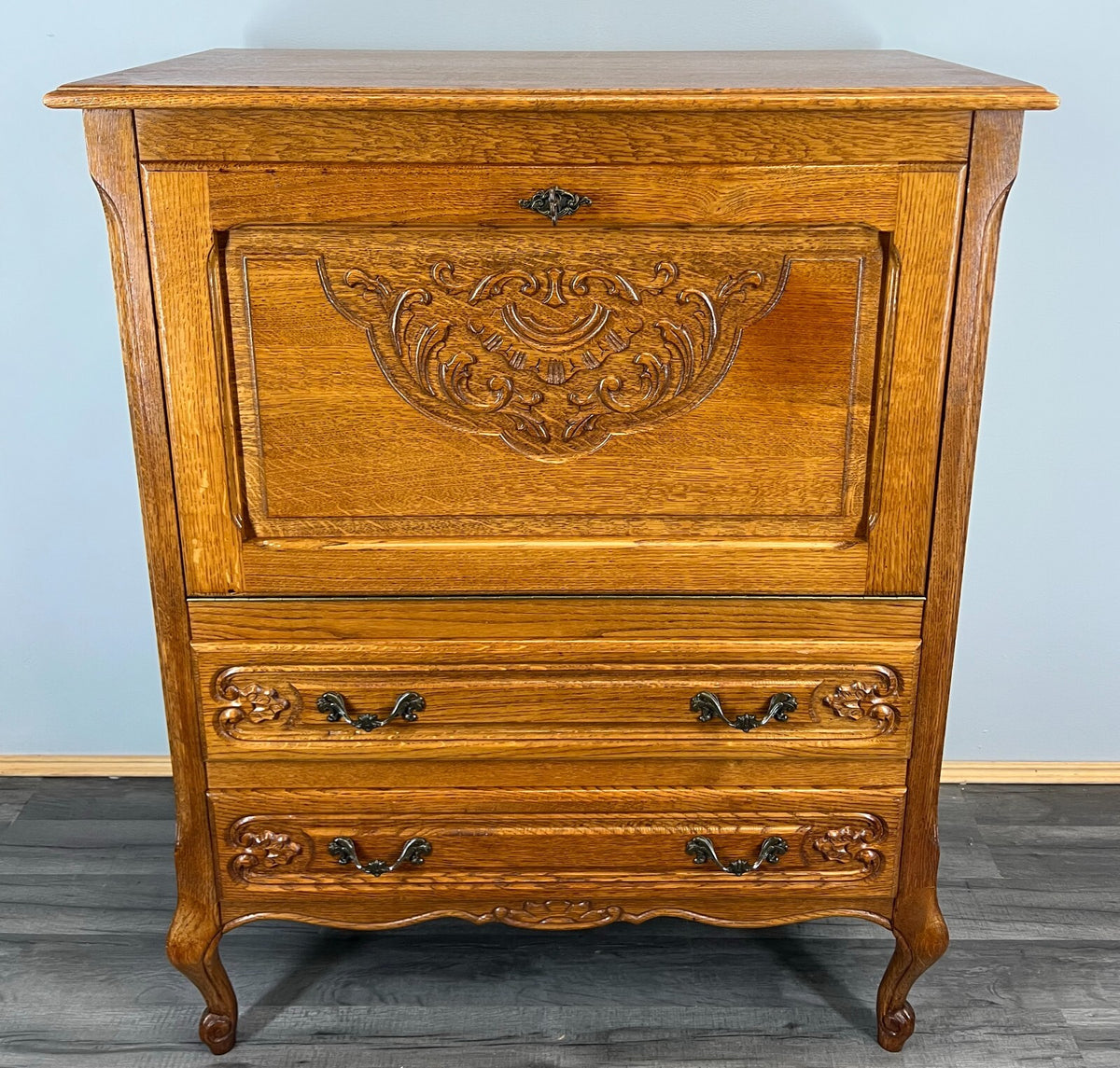 Cabinet Vintage French Louis XIV Style Writing Bureau Carved Sideboard LOT 35260