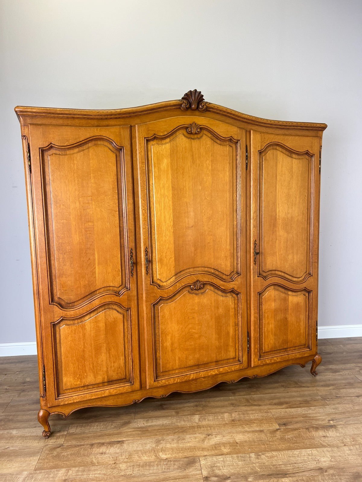 Wardrobe Vintage French Louis XVI Style Oak Three Door Carved Armoire LOT 6492