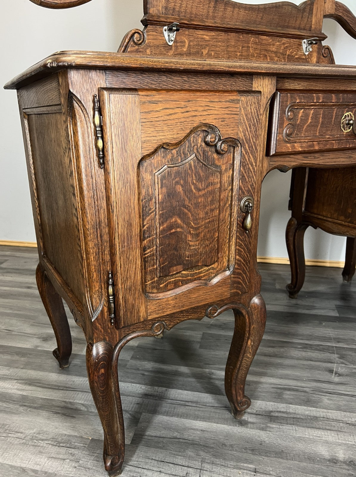 Vintage Dressing Table with Mirror French Louis Oak Vanity Table Makeup LOT 451910