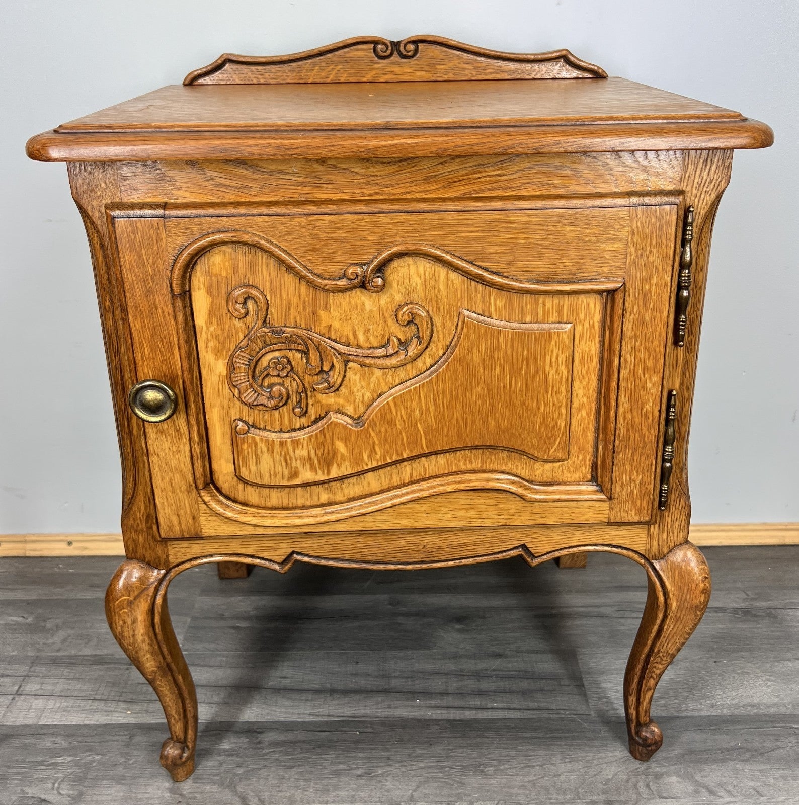 Vintage French Bedside Tables Nightstands Louis XV Style Side Cabinets LOT 39073