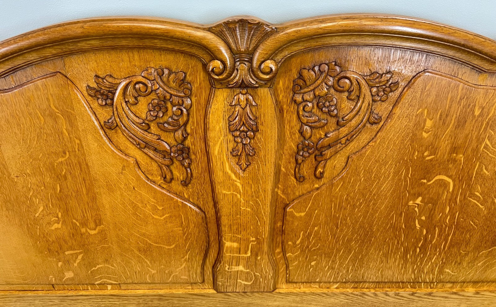 Bed Antique French Louis XVI Oak Double Bed Frame Carved Headboard LOT 36628