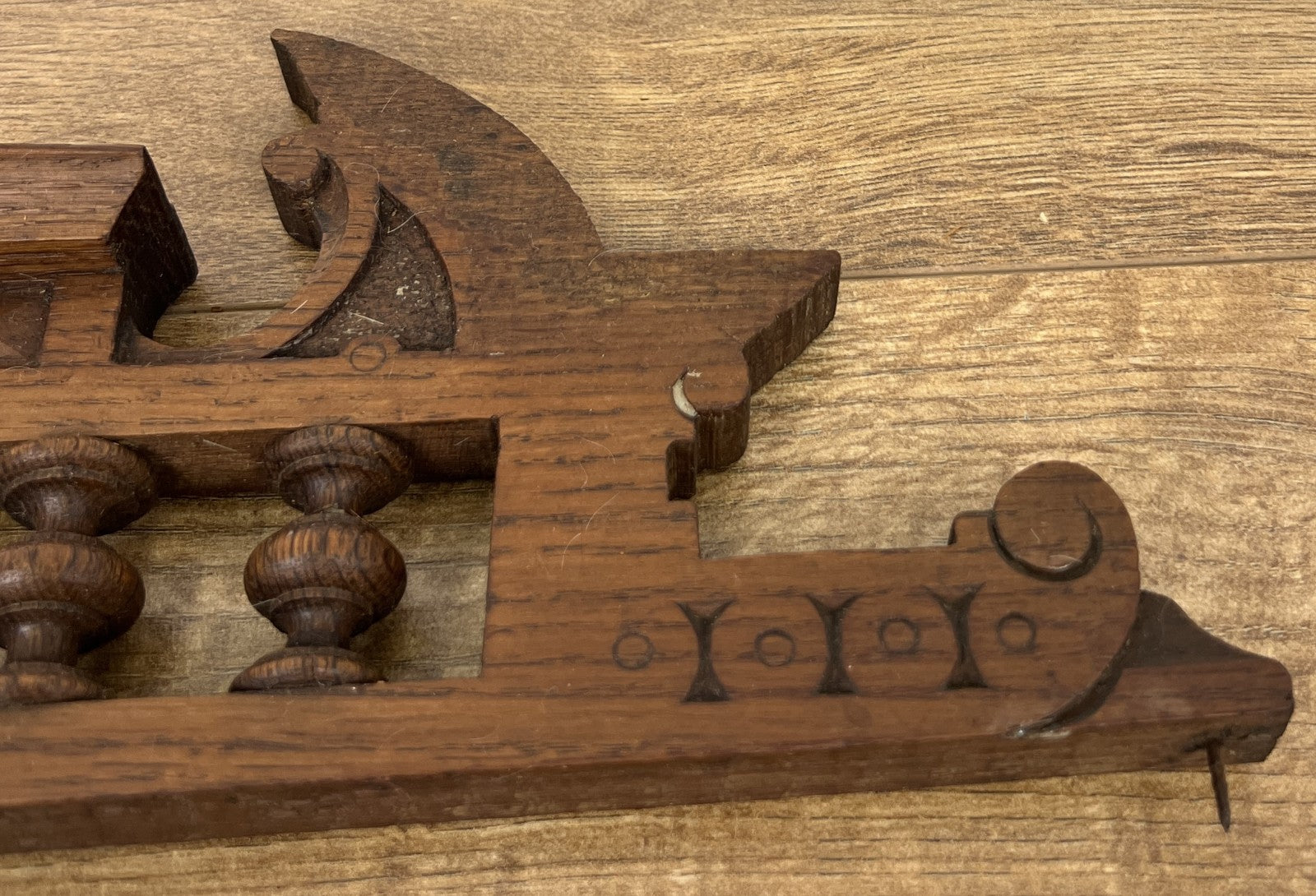Pediment Antique French Style Oak Hand Carved Decorative Crest LOT 61715