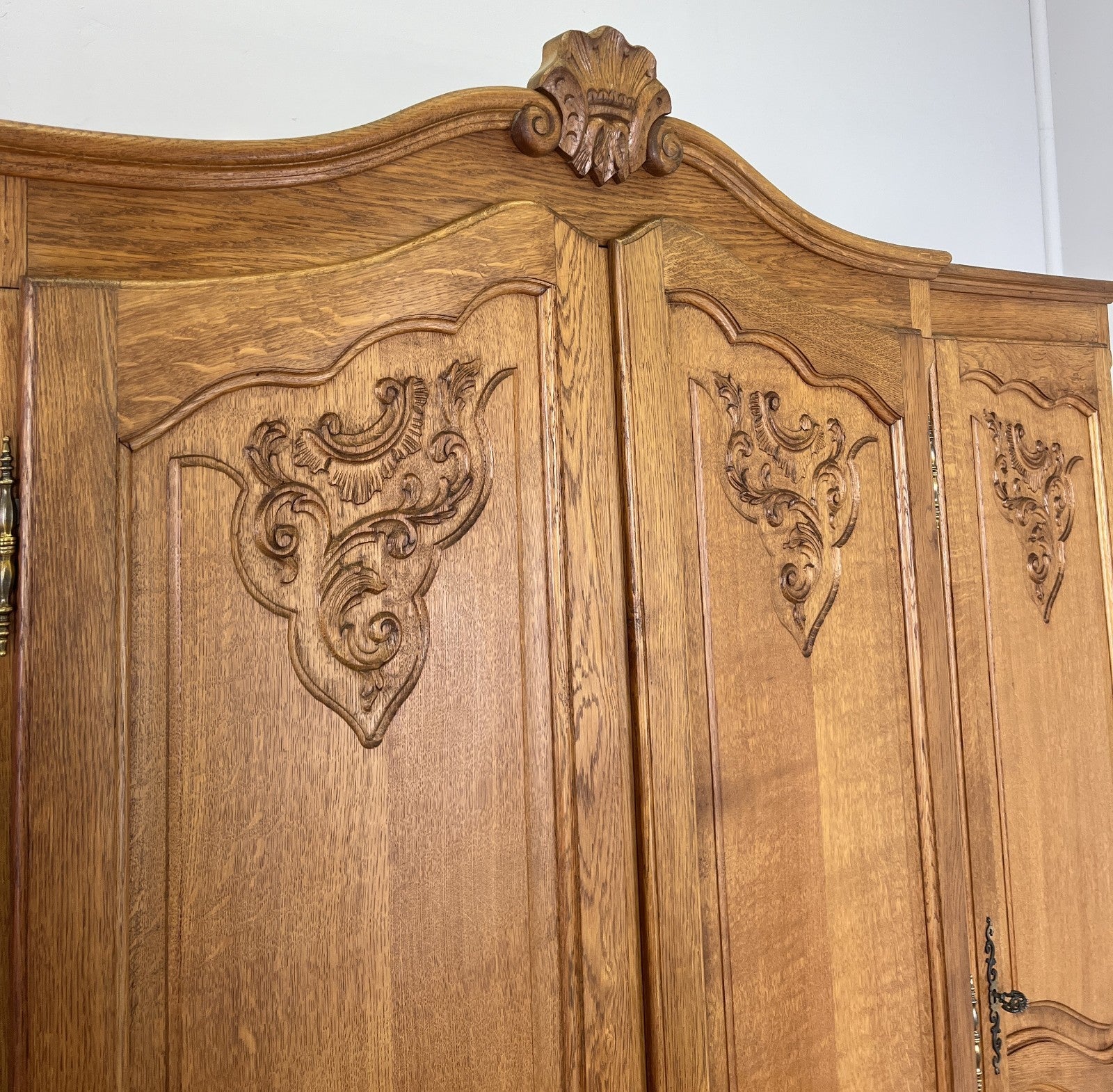 Wardrobe Vintage French Louis XVI Style Oak Four Door Carved Armoire LOT 63863