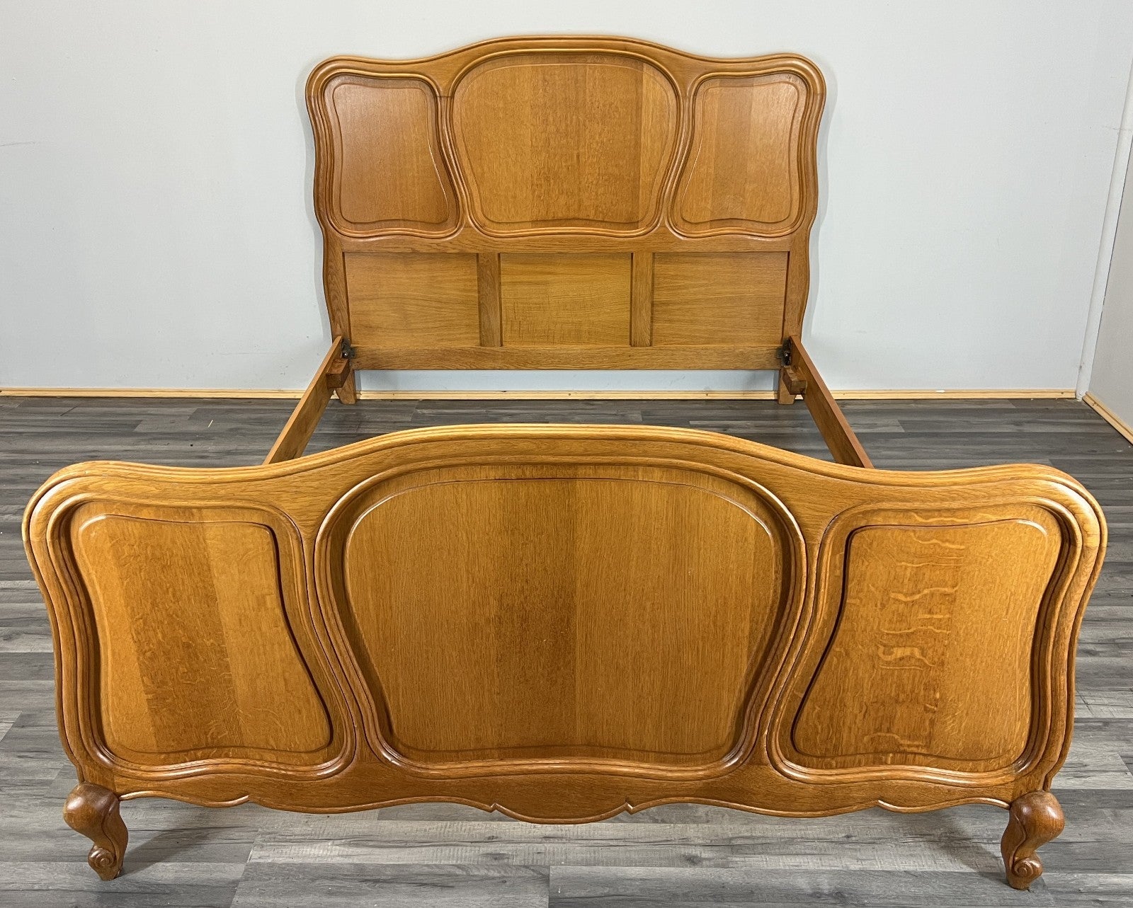 Bed Vintage French Louis XVI Double Bed Frame Oak Carved Headboard LOT 46140