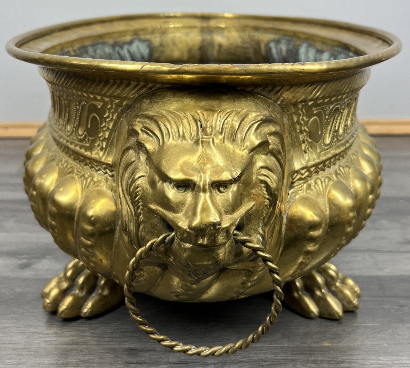 Planter Brass Big Vintage French  Lion Head Jardinière Footed Bowl LOT 42509