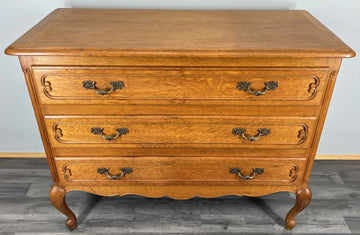 Chest of Drawers Vintage French Louis Oak with 3 Drawers Carved Cabinet LOT 44680
