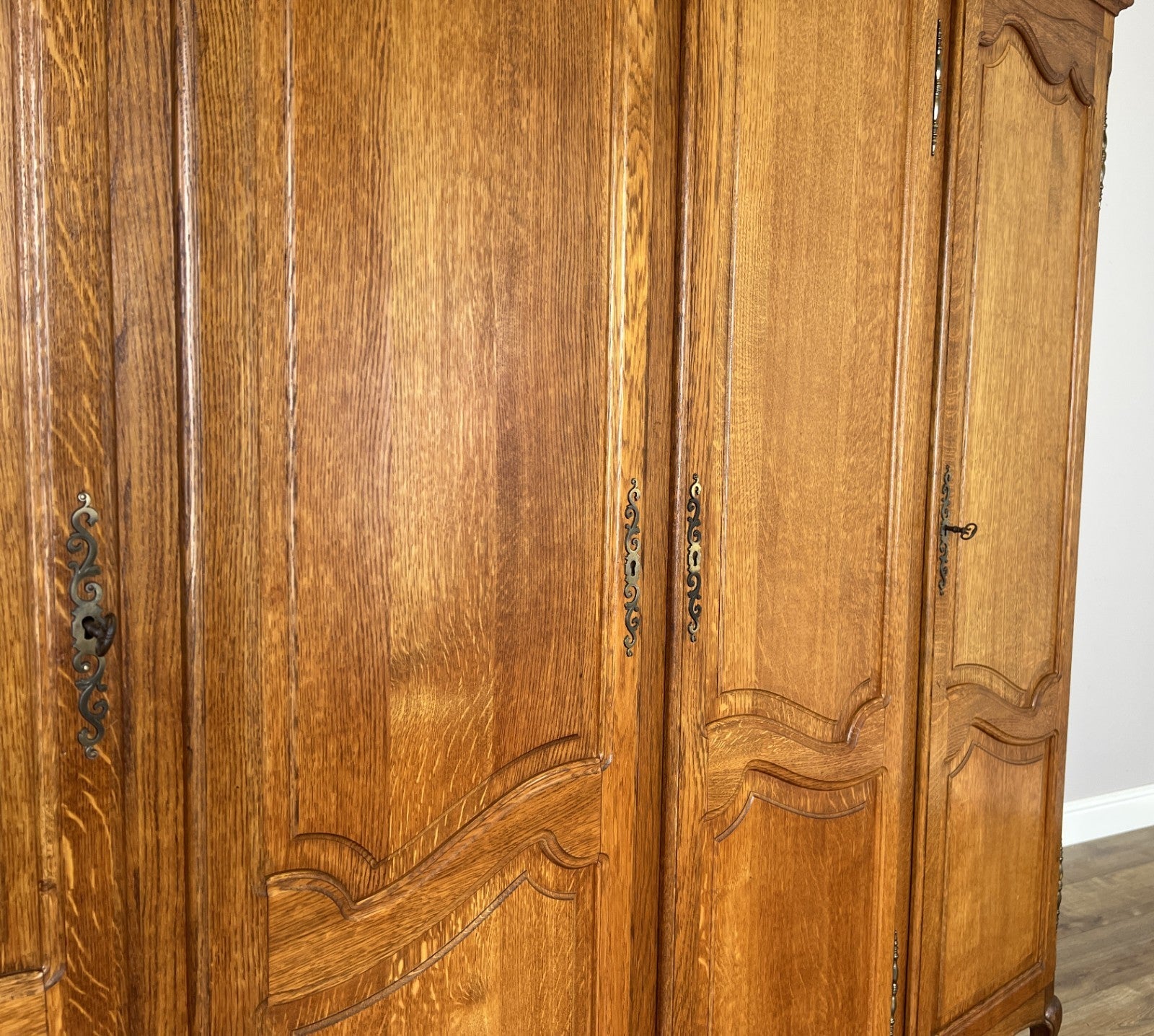Wardrobe Vintage French Louis XVI Style Oak Four Door Carved Armoire LOT 64015