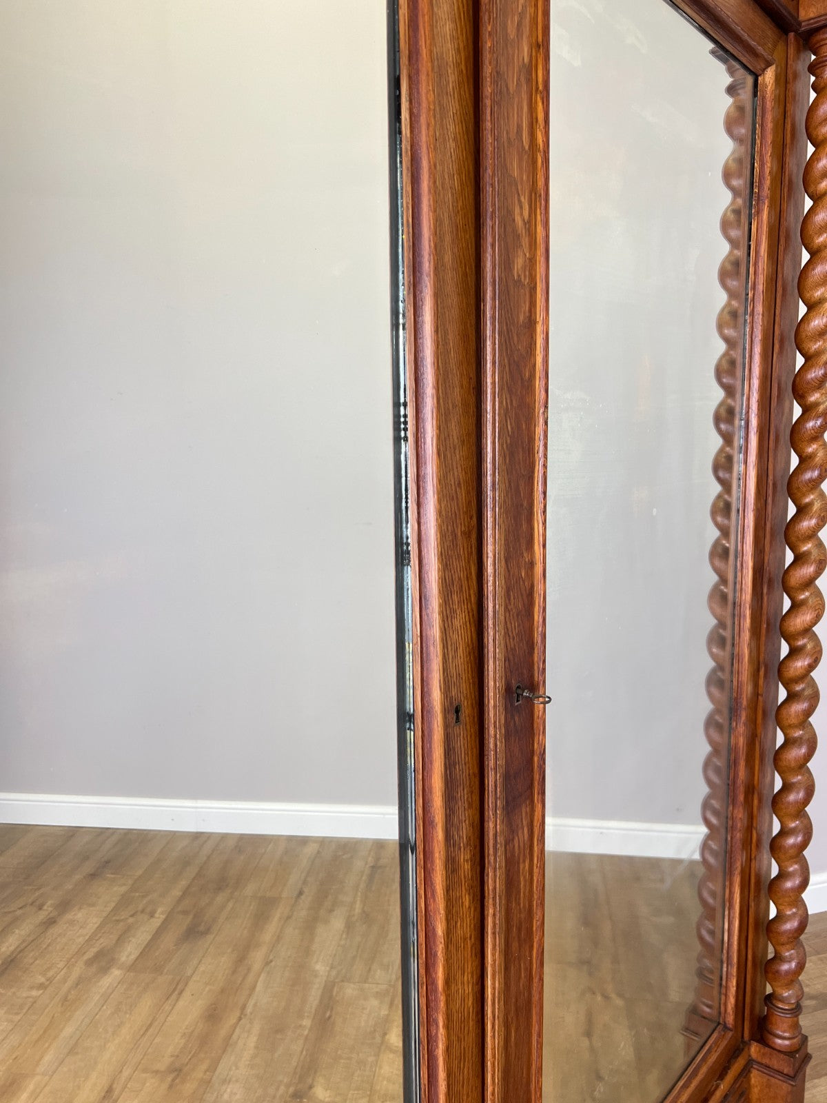 Wardrobe Antique French Oak Two Door Mirrored Carved Armoire Cabinet LOT 61249