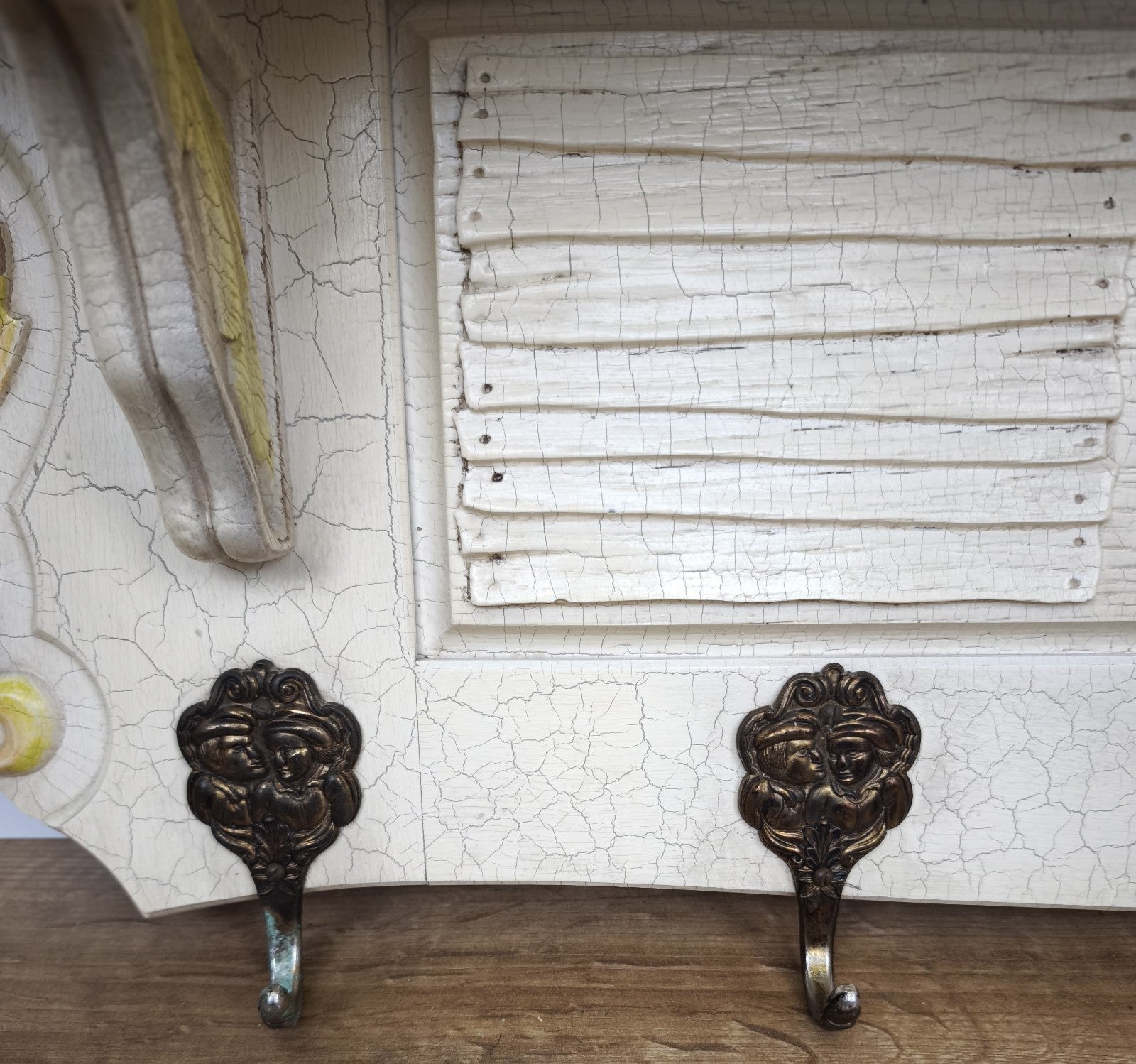 Vintage Shabby Chic Coat Rack 6 Hooks Wall Shelf Carved Coat Hanger LOT 49966