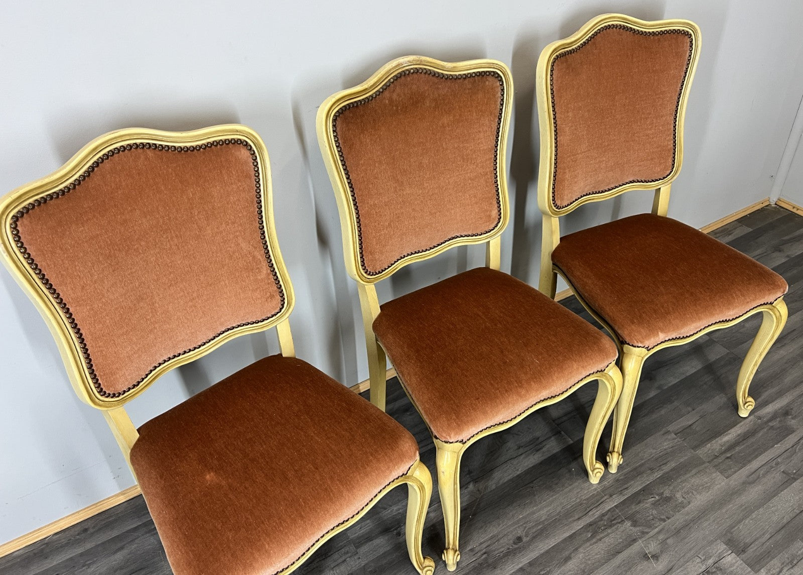 Dining Table Vintage French Louis XVI Shabby Chic with Set of 6 Chairs LOT 440416