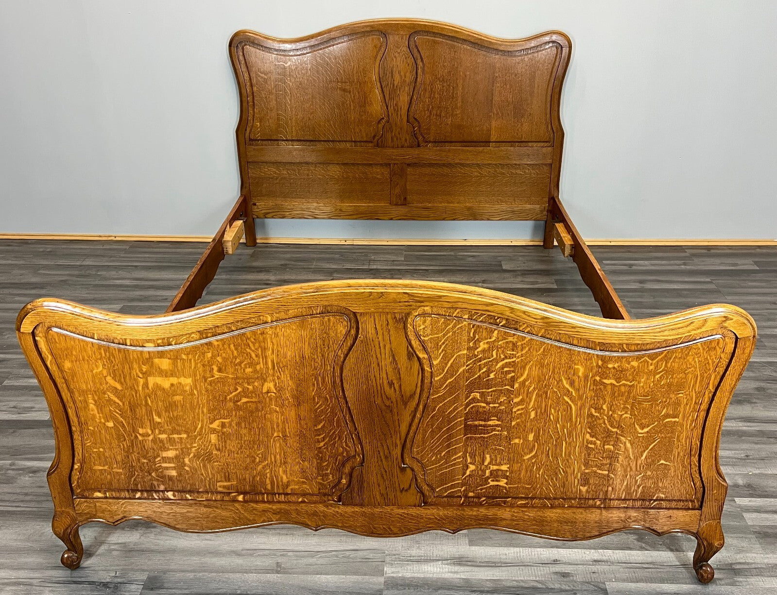 Bed Vintage French Louis XVI Oak Double Bed Frame Carved Headboard LOT 36990