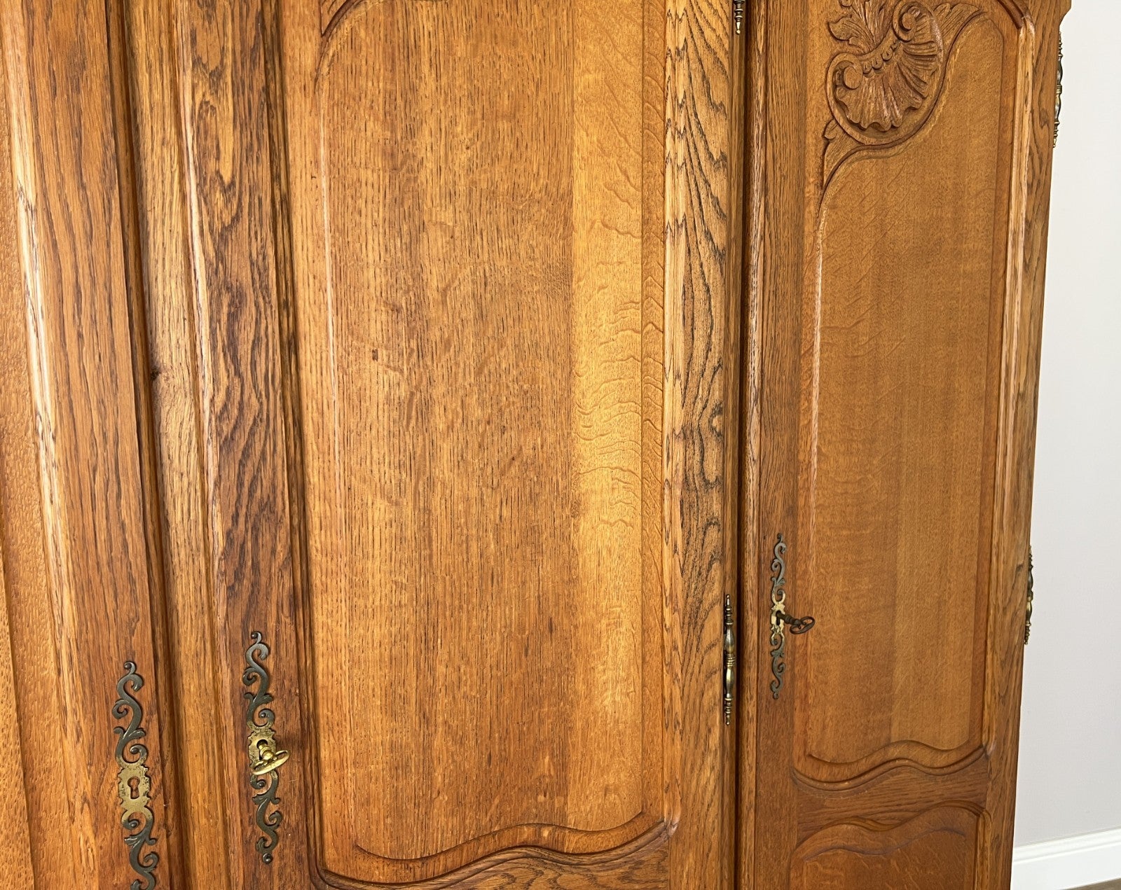 Wardrobe Vintage French Louis XVI Style Oak Four Door Carved Armoire LOT 63995