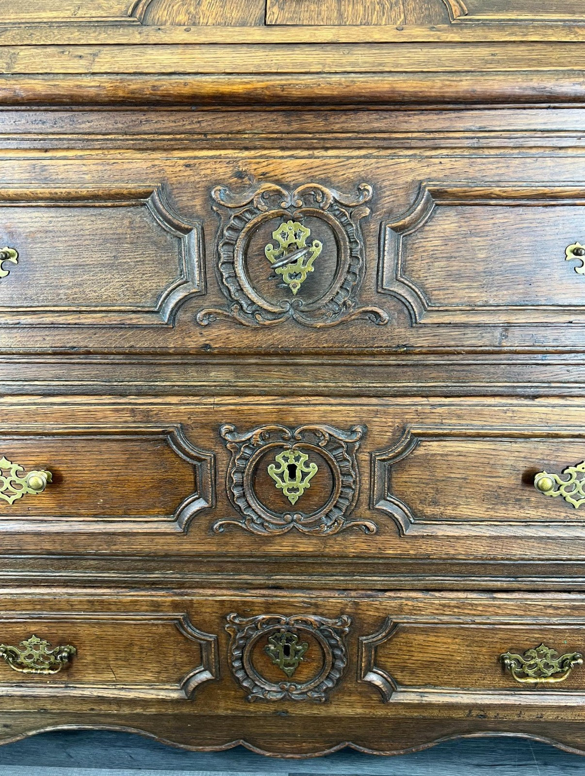 Chest of Drawers Vintage French Oak 3 Drawers Bureau Desk Cabinet LOT 216913