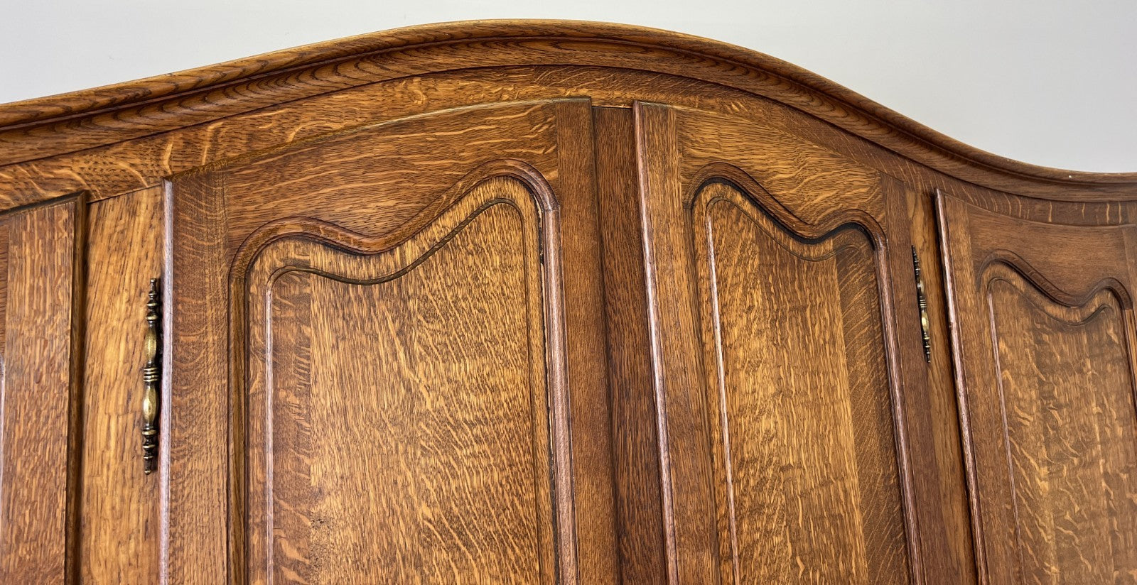 Wardrobe Vintage French Louis XVI Style Oak Four Door Carved Armoire LOT 61056