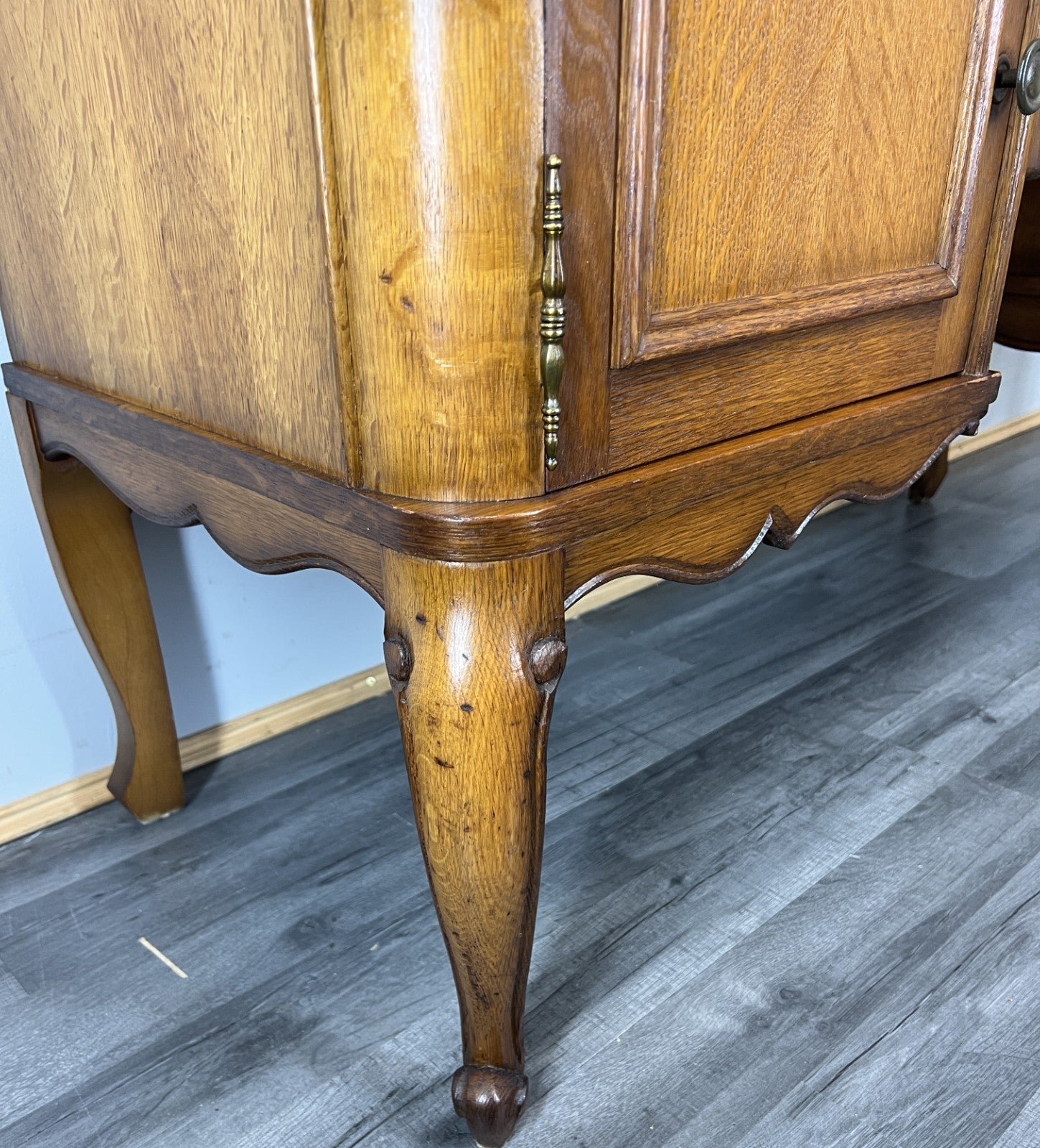 Cabinet Vintage French Louis XVI Style Sideboard Carved Doors Cupboard LOT 44828