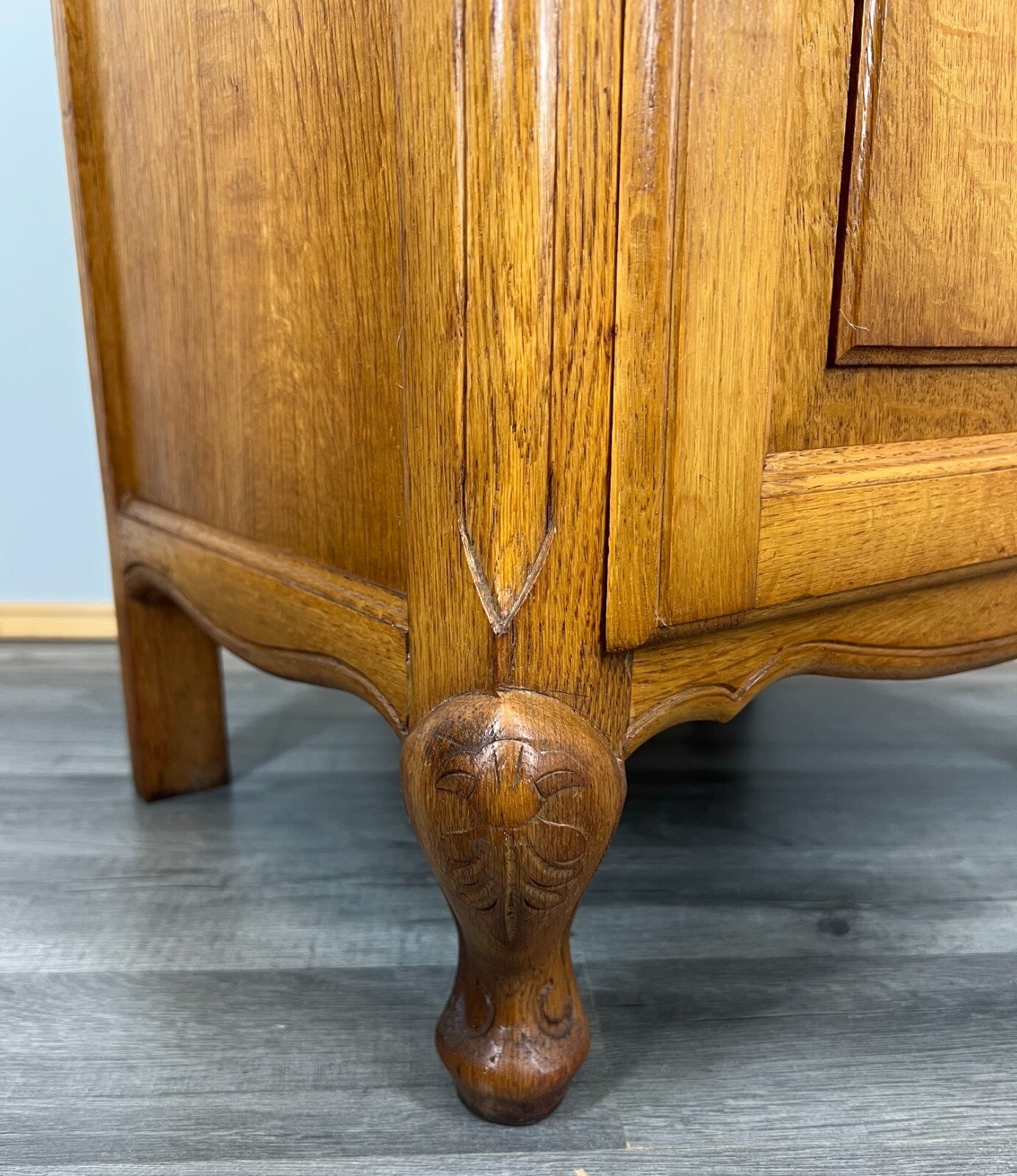 Pair of Bedside Tables Vintage French Louis Oak Cabinets Nightstands LOT 35195