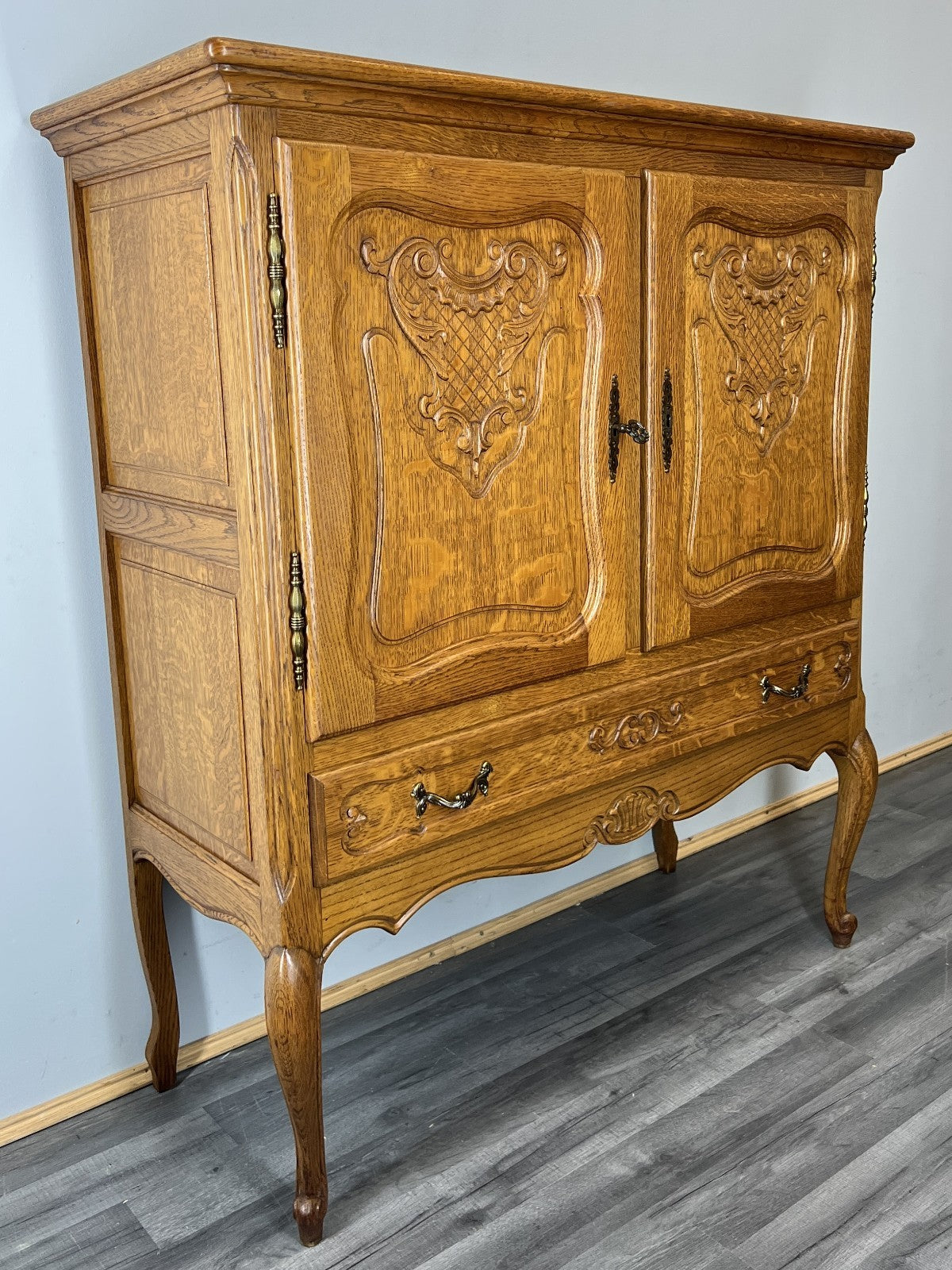 Cabinet Vintage French Louis XVI Oak Sideboard Carved Panels Cupboard LOT 43321