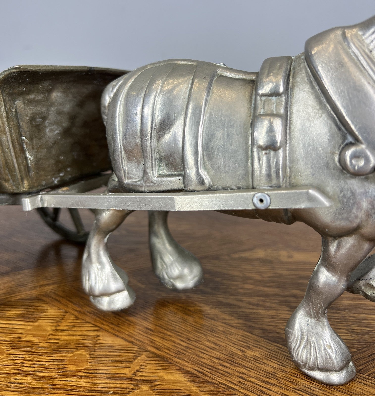 Figurine Horse Cart Vintage Style Metal Horse Drawn Wagon Sculpture LOT 46785