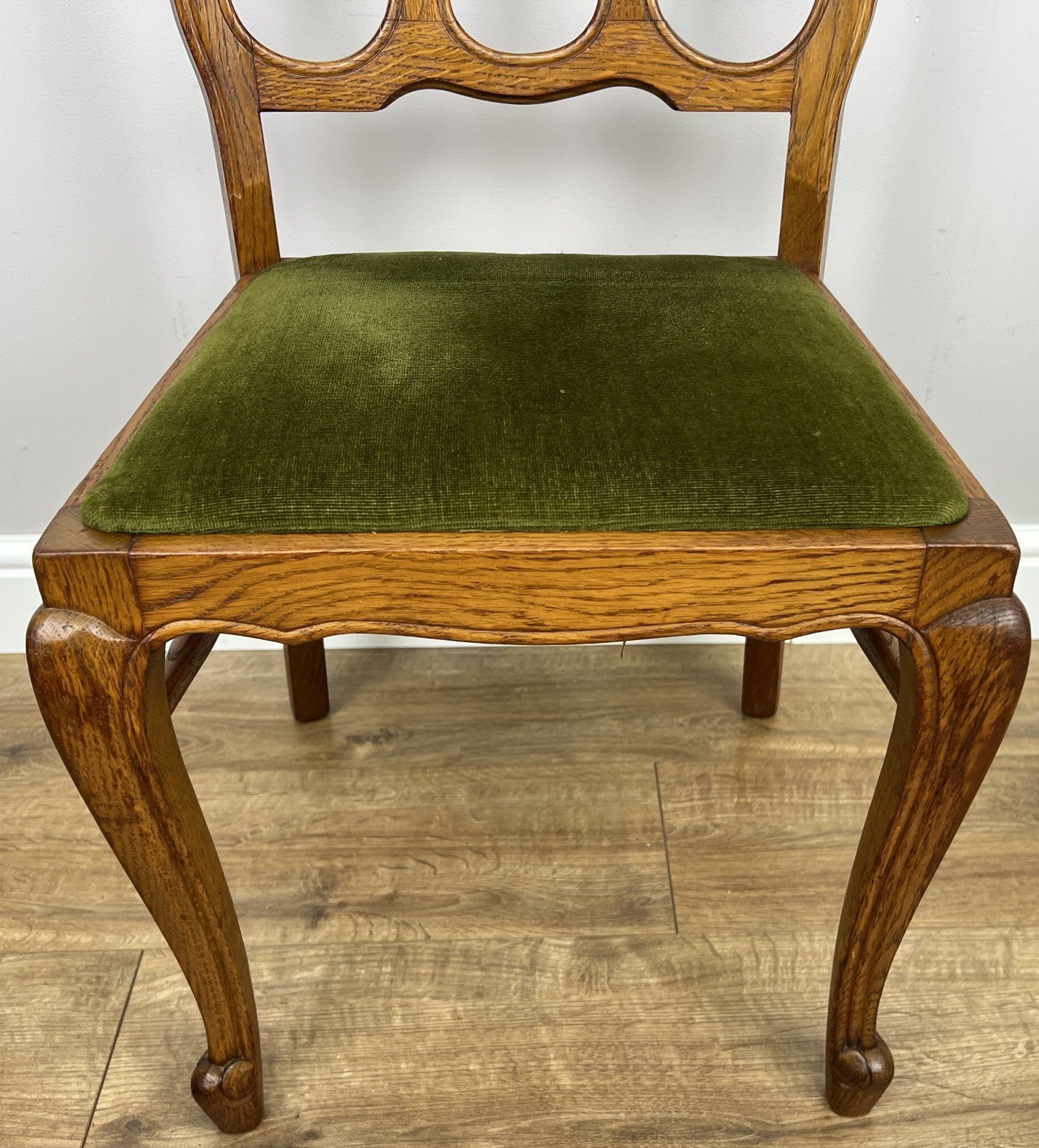 Dining Chairs Vintage French Louis Style Oak Set of 4 Upholstered Seats LOT 63479