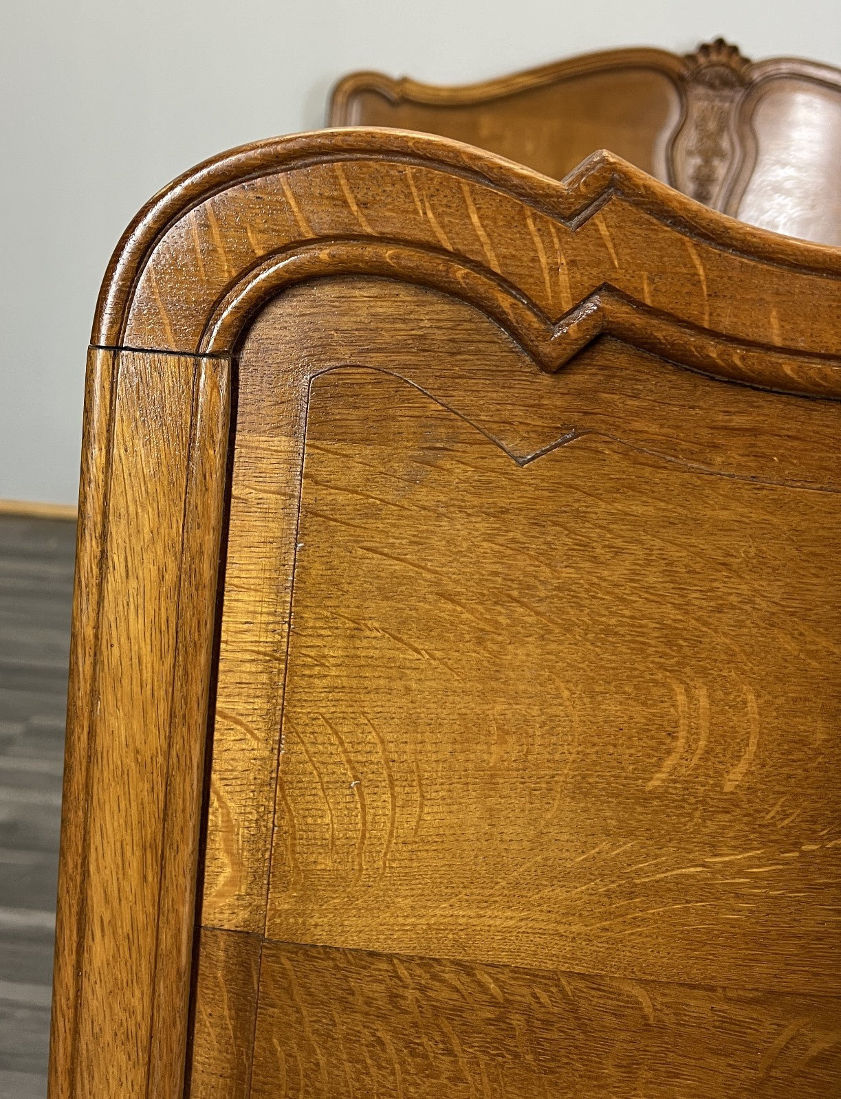 Bed Vintage French Louis XVI King Size Bed Frame Oak Carved Headboard LOT 46045