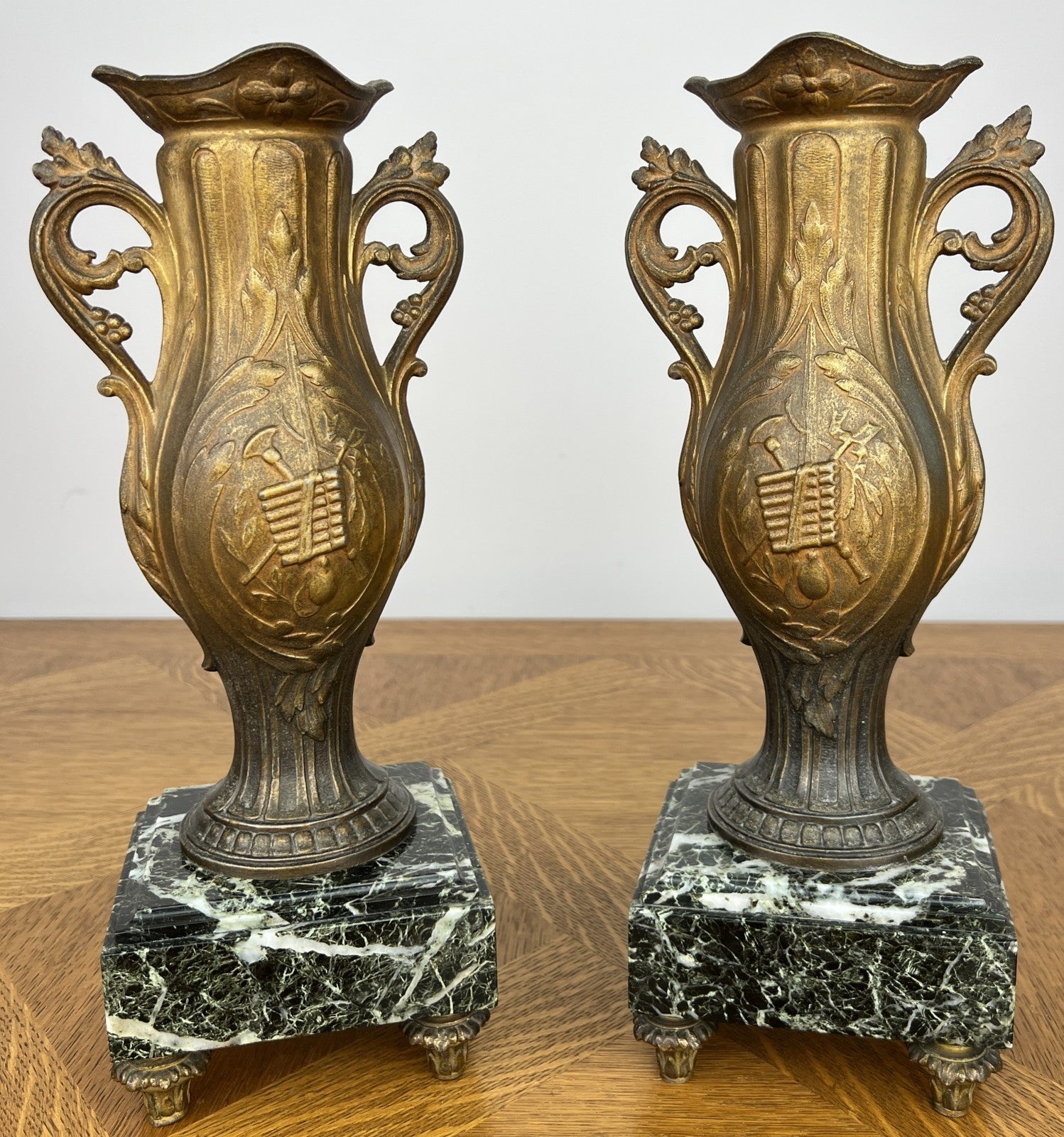 Clock Vintage French Style Marble Clock Figurine Garniture Set LOT 606114