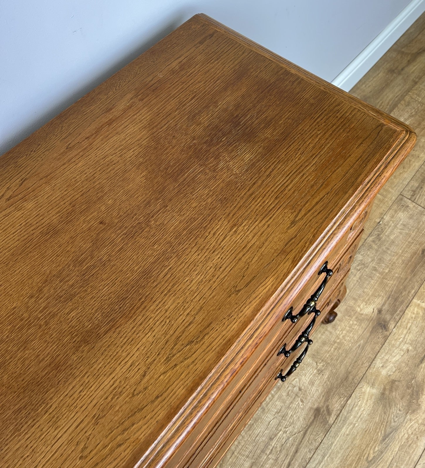 Chest of Drawers Vintage French Louis Oak 3 Drawers Carved Cabinet LOT 625010